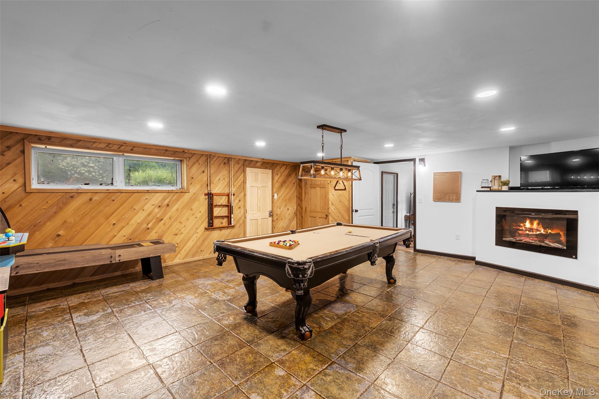 2 May Place, Glen Spey, NY 12737