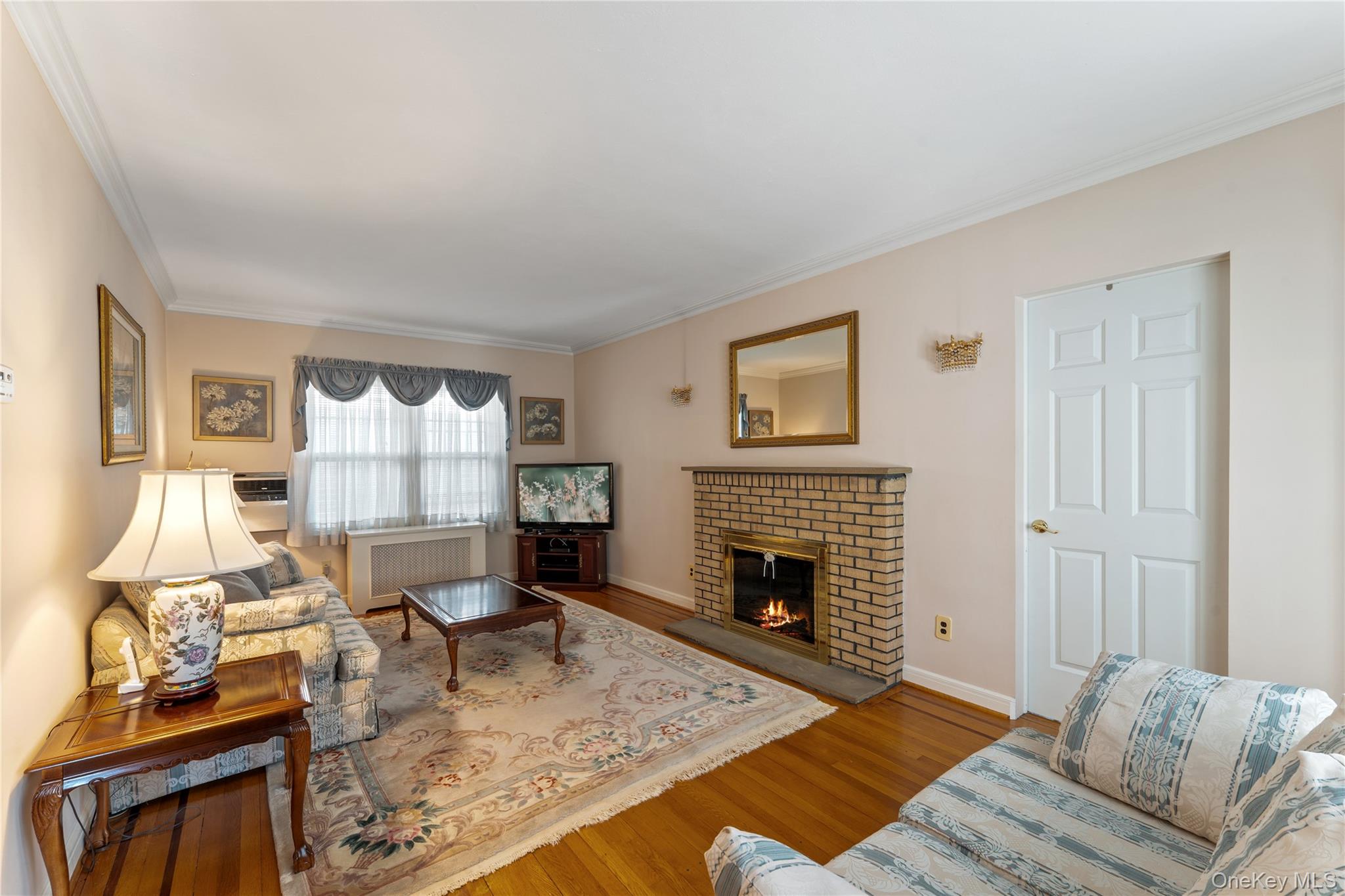 2914 162nd Street, Flushing, NY 11358