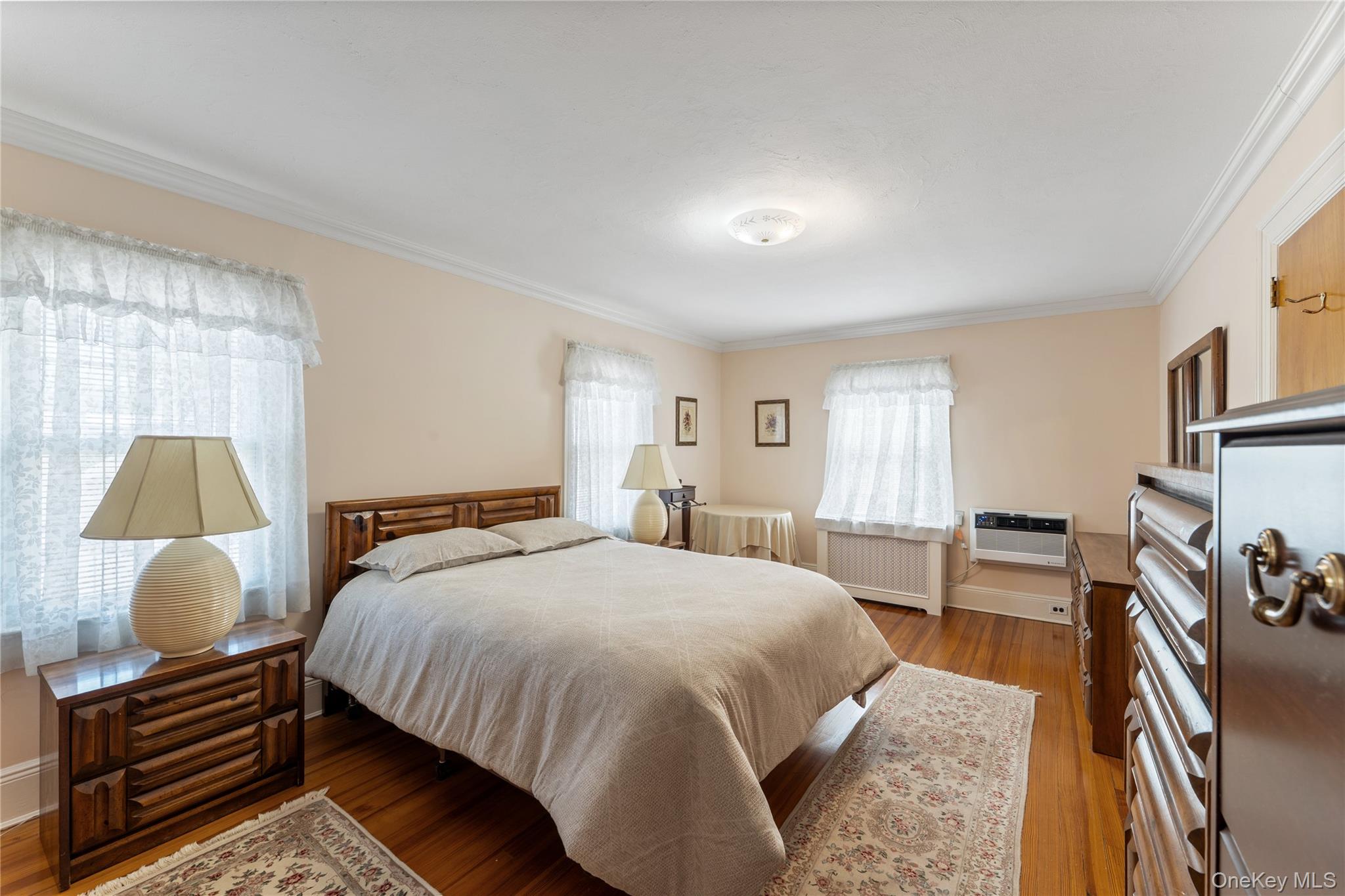 2914 162nd Street, Flushing, NY 11358