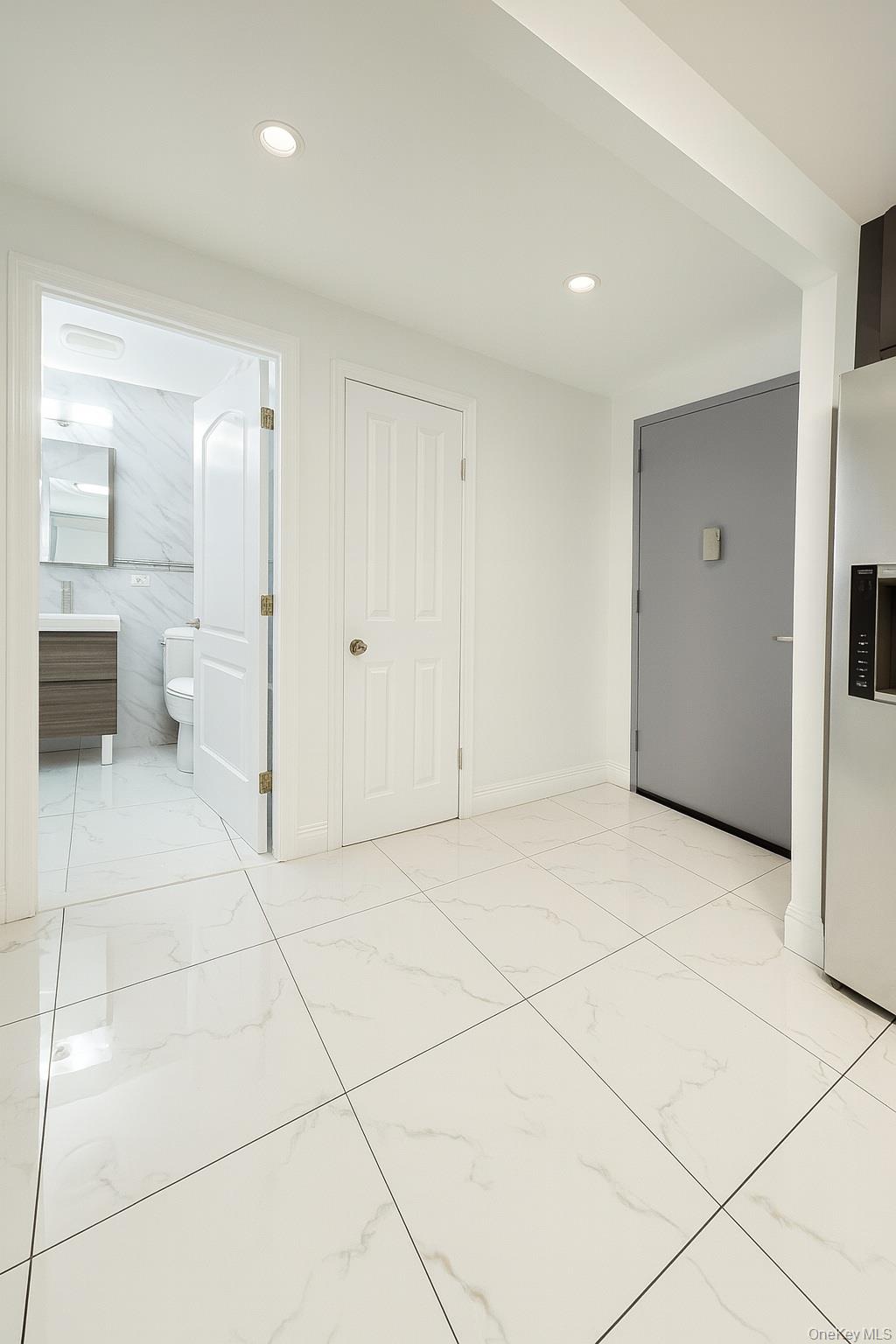 4516 83RD ST # E2D, Elmhurst, NY 11373