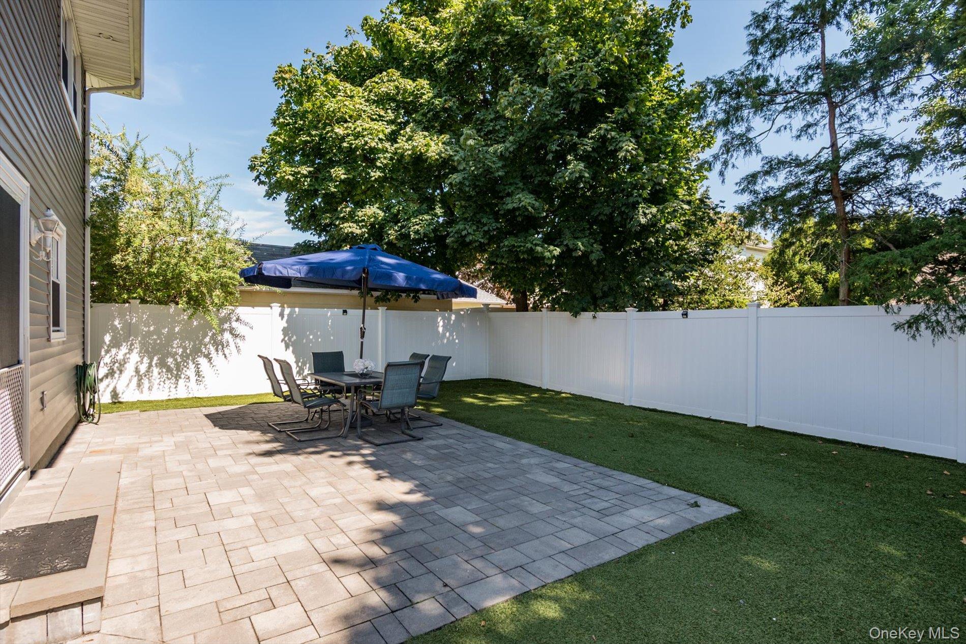 2463 Rockville Centre Parkway, Oceanside, NY 11572