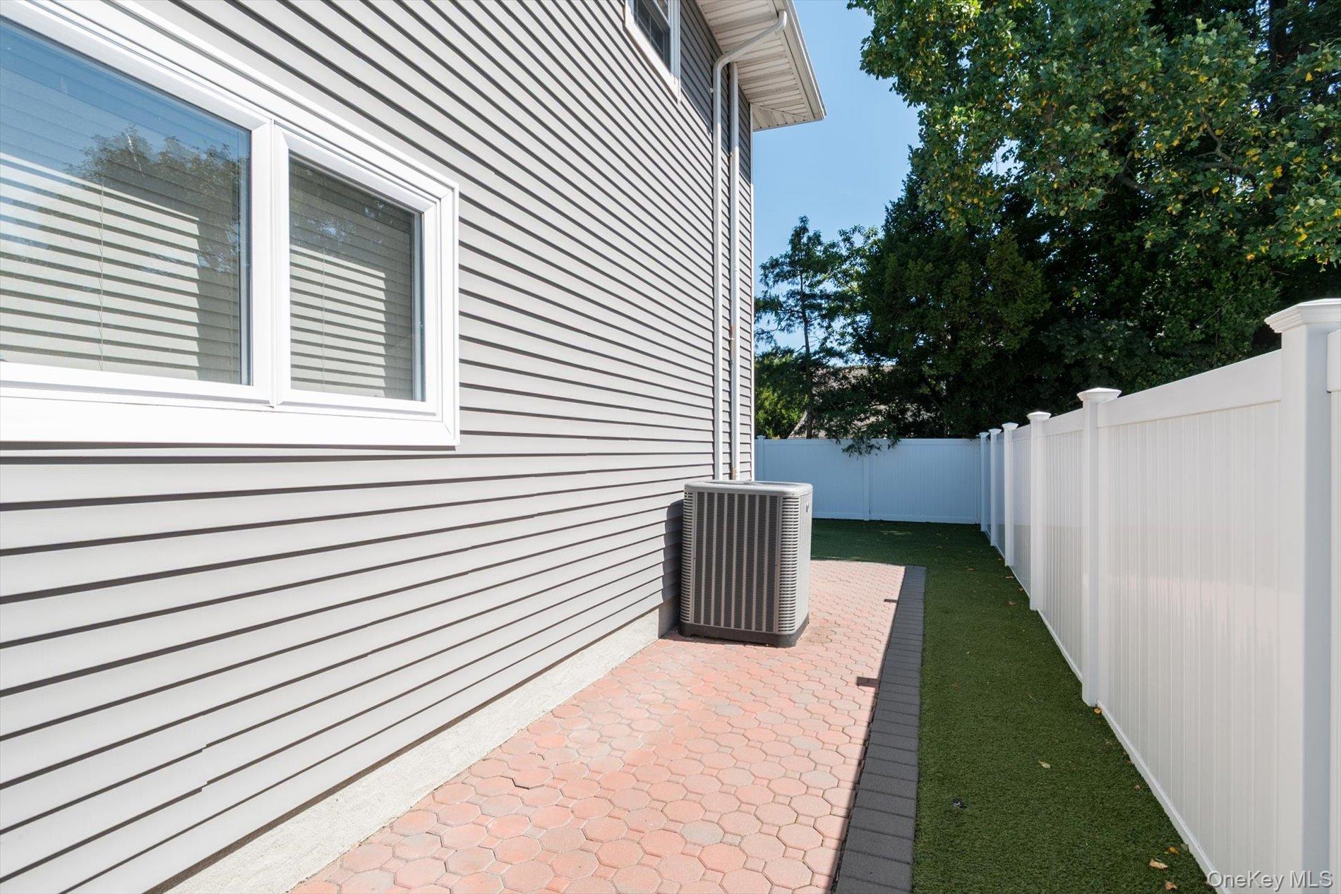 2463 Rockville Centre Parkway, Oceanside, NY 11572