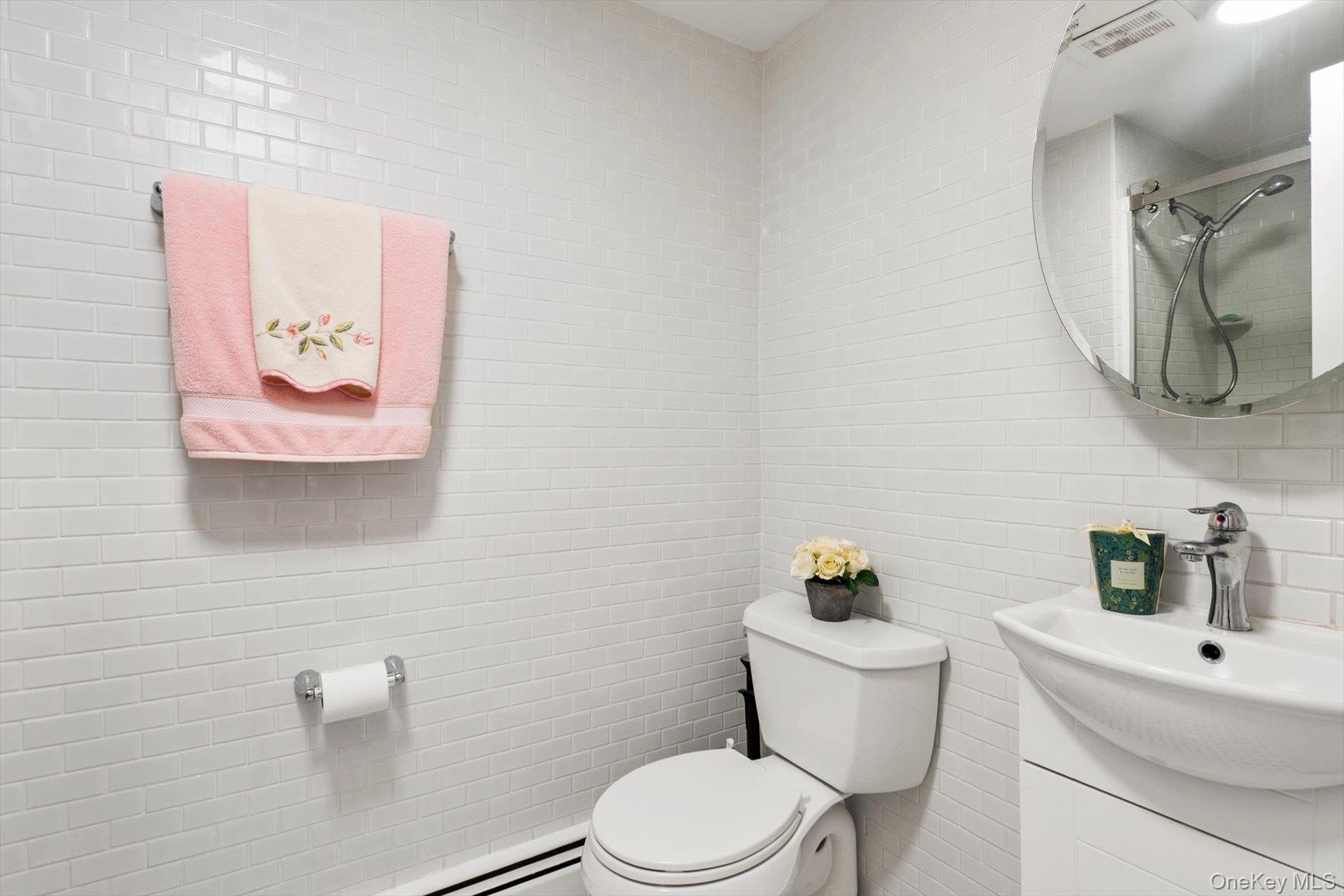 2463 Rockville Centre Parkway, Oceanside, NY 11572