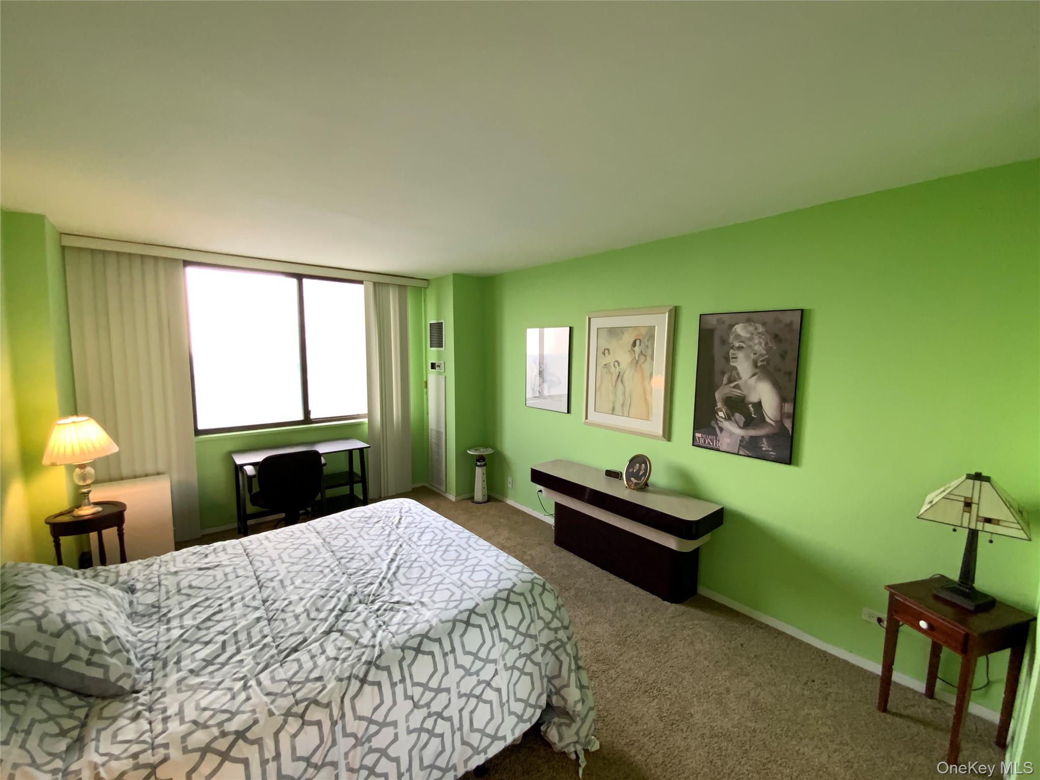 27110 Grand Central Parkway # 9T, Floral Park, NY 11005