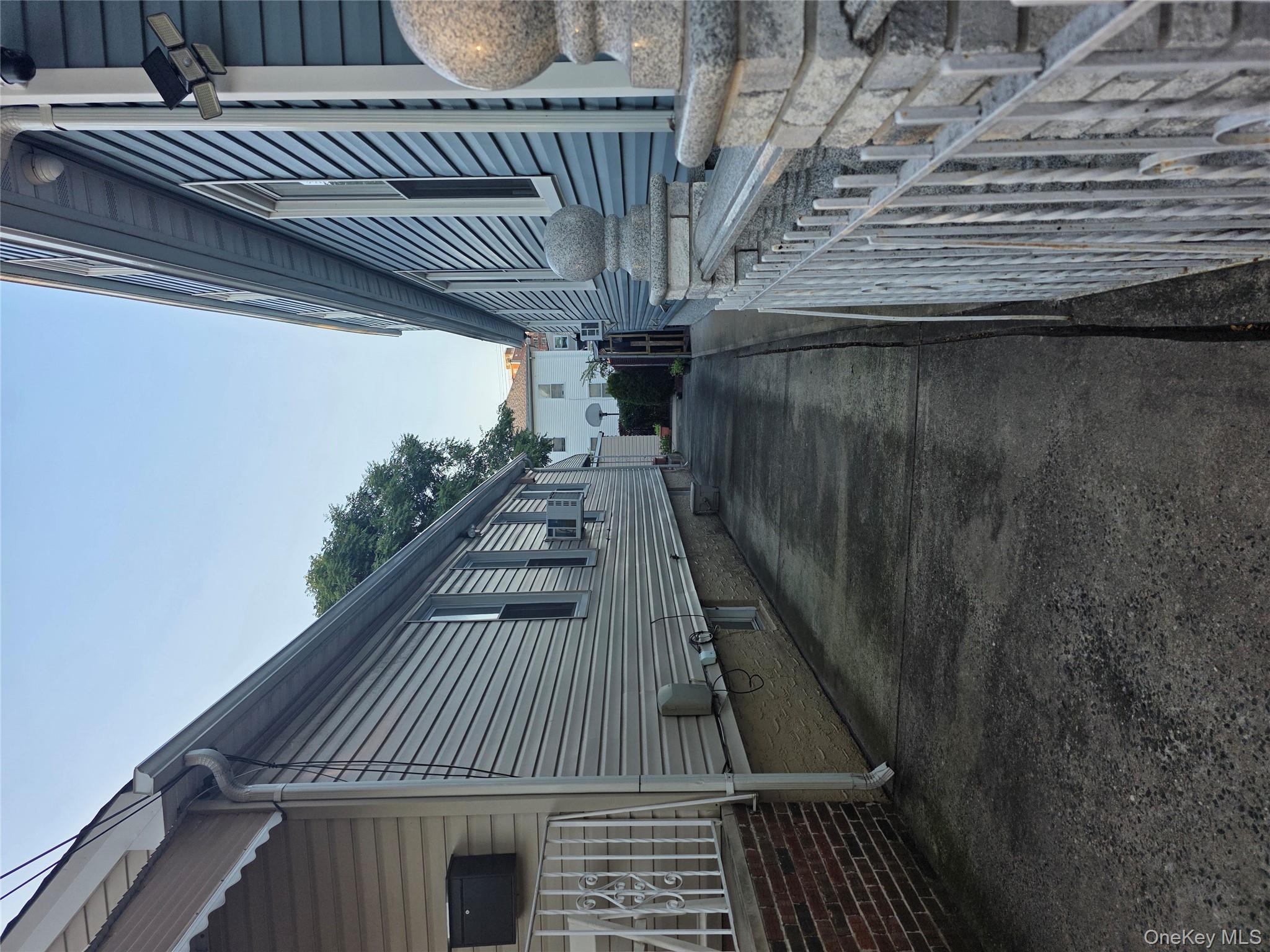 16721 142nd Avenue, Springfield Gardens, NY 11434