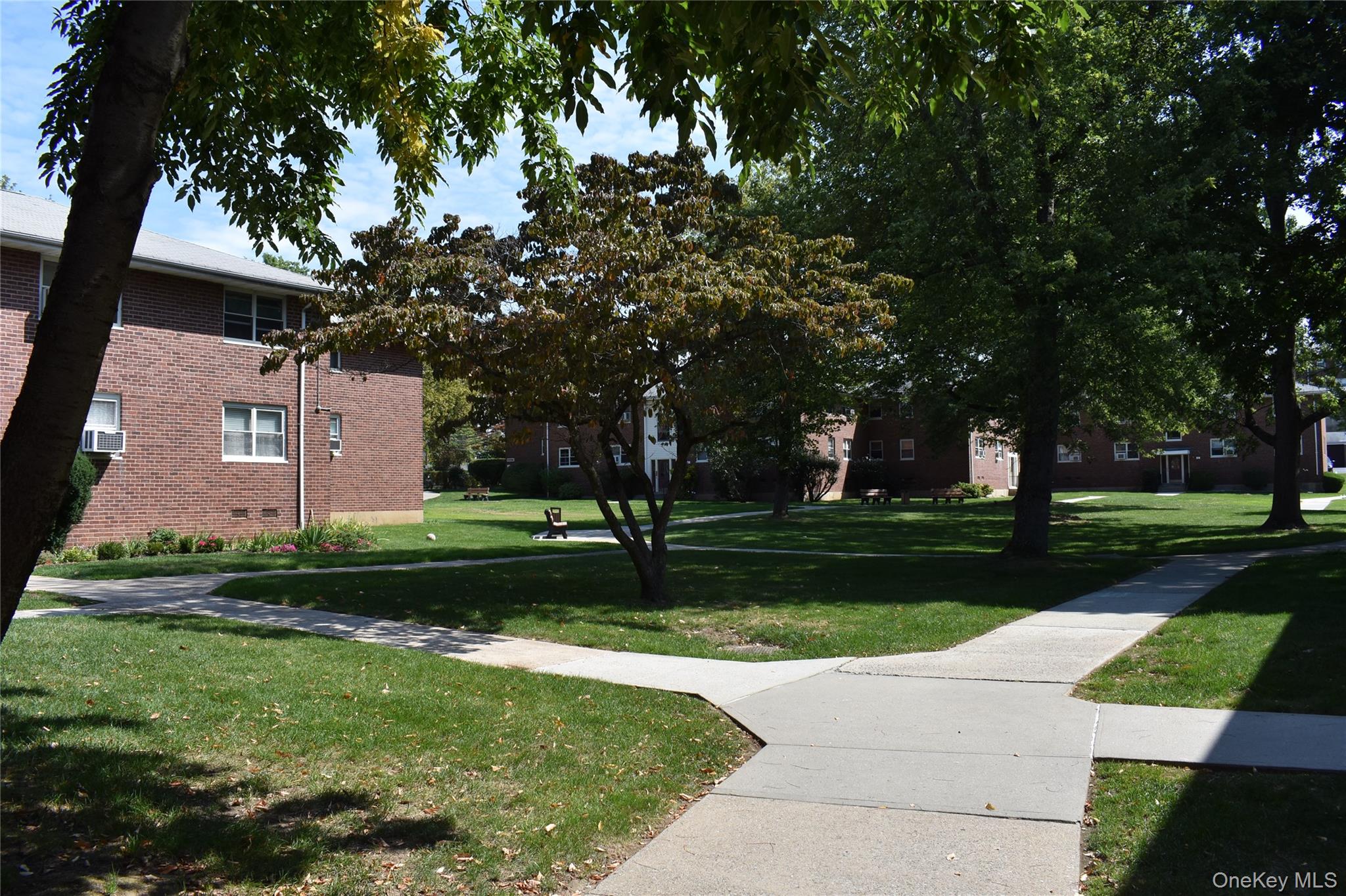 26 DeHaven Drive # 2D, Yonkers, NY 10703