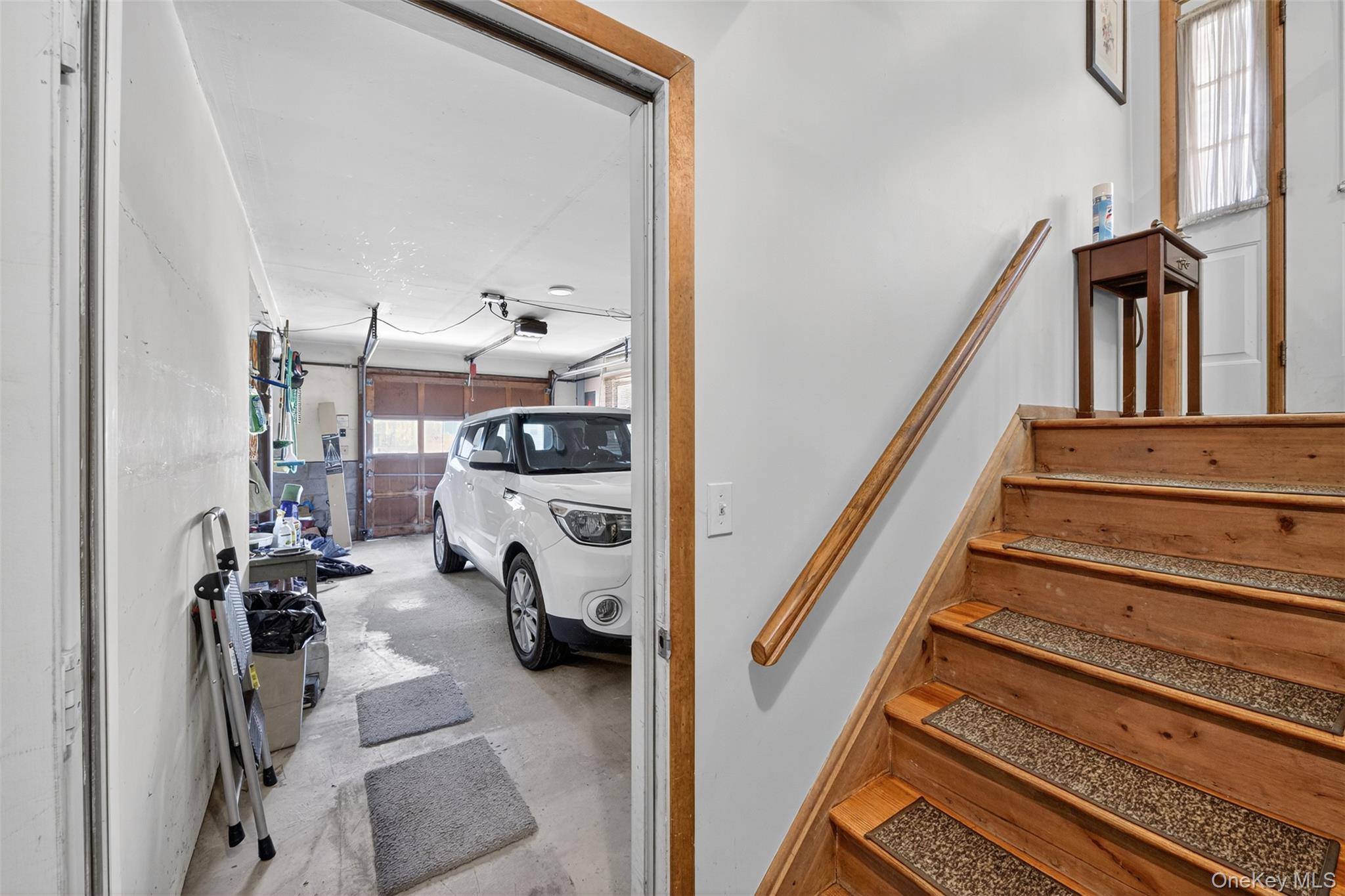 20 Cedar Lane, New Windsor, NY 12553