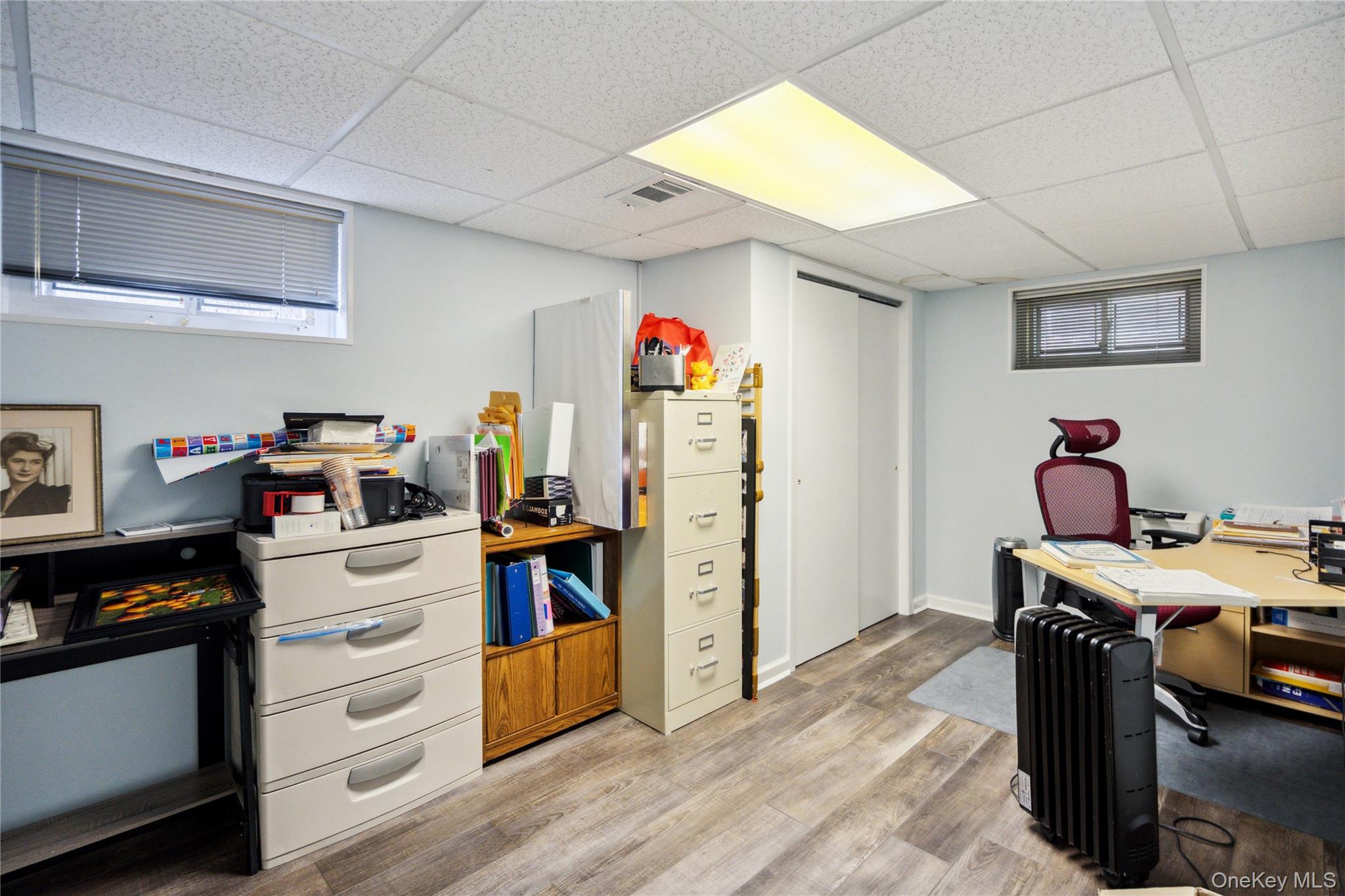 11 Robin Lane, Plainview, NY 11803