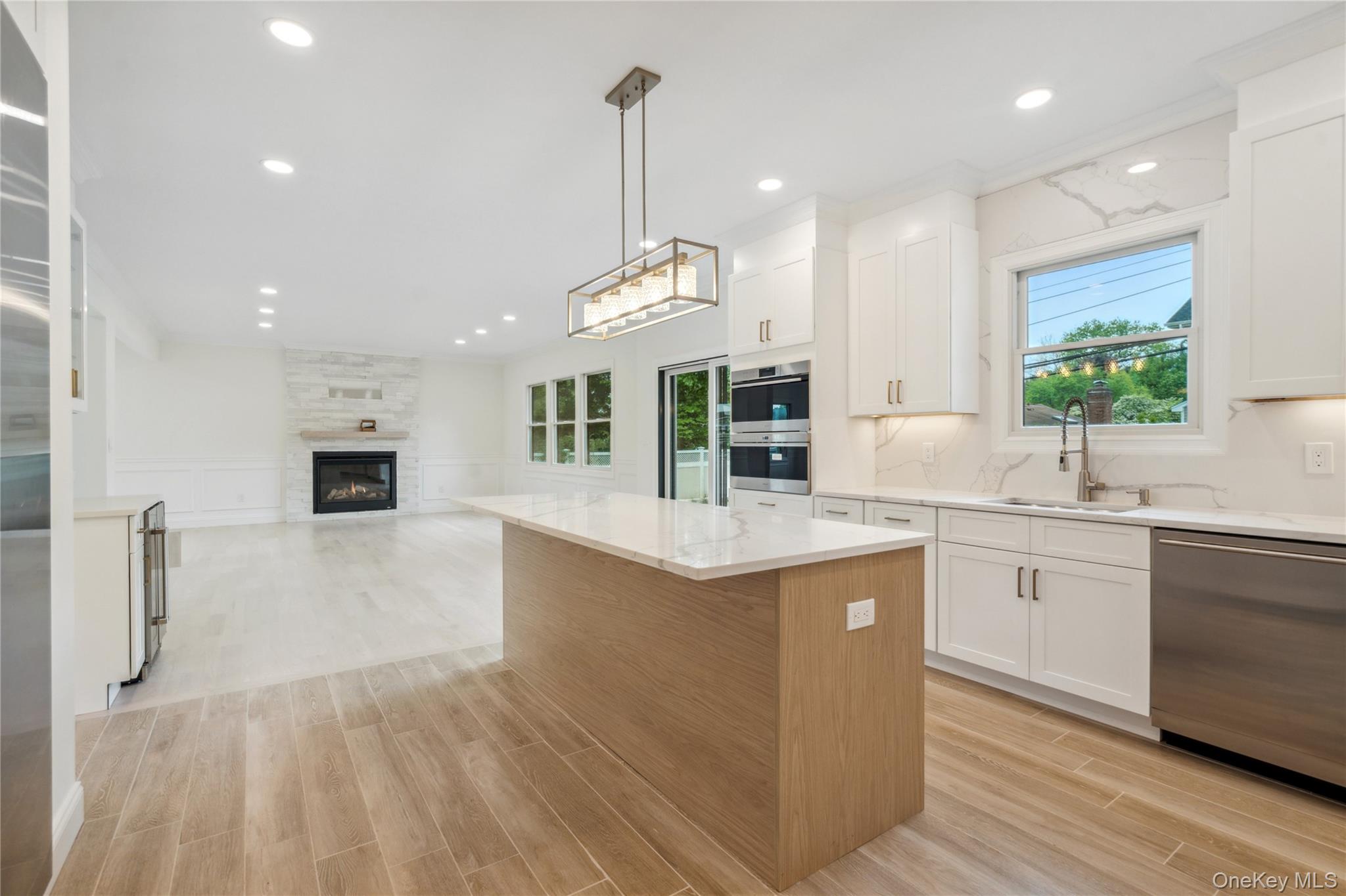 15 Lorraine Street, Syosset, NY 11791