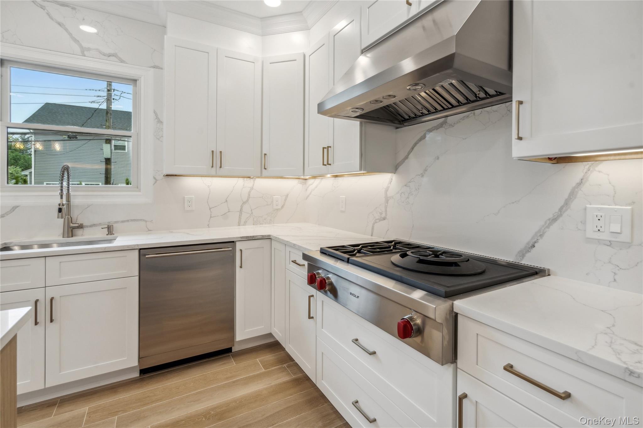 15 Lorraine Street, Syosset, NY 11791