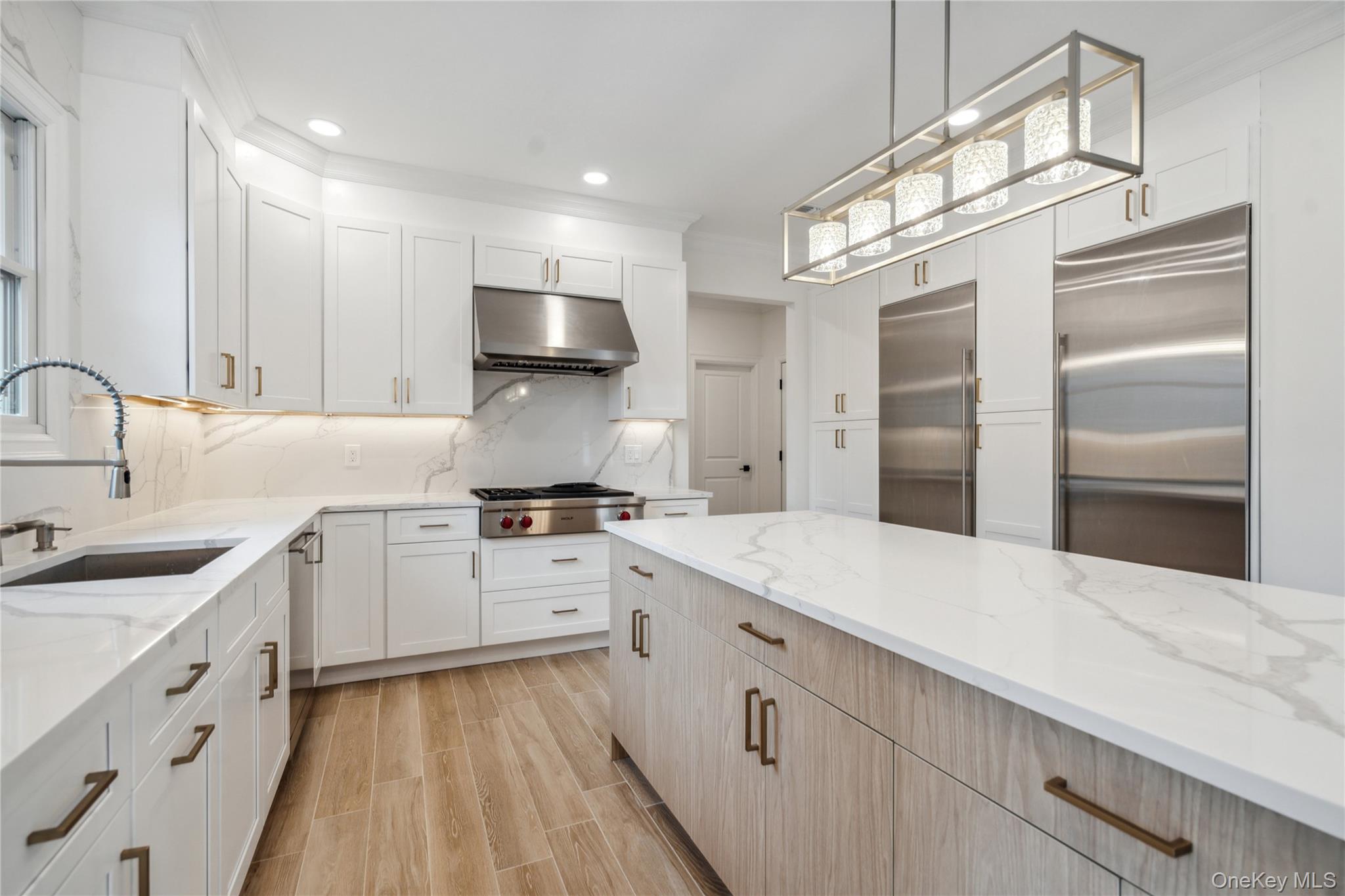 15 Lorraine Street, Syosset, NY 11791