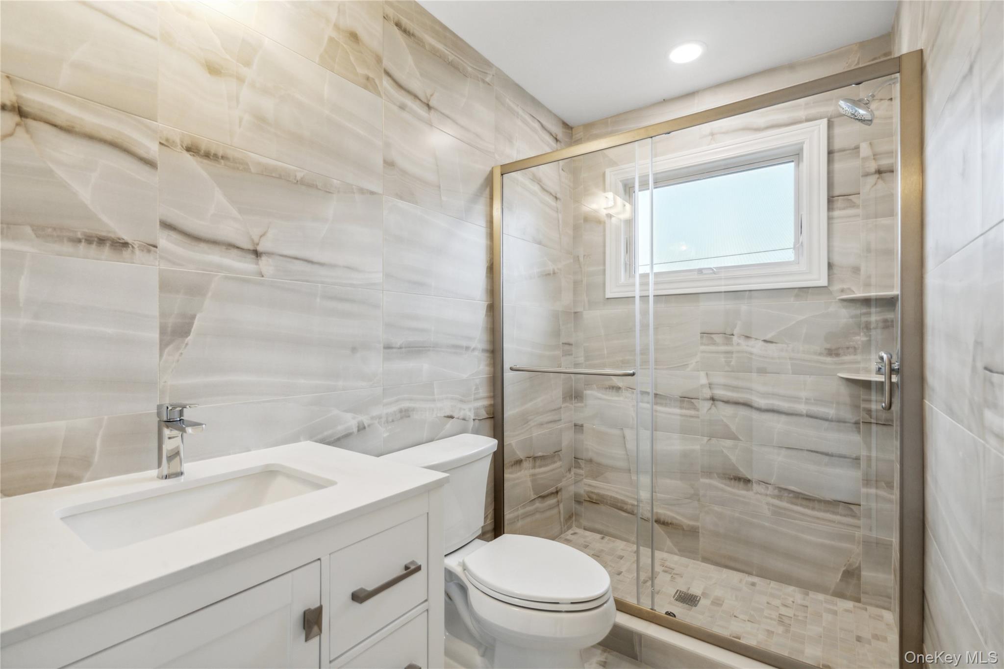 15 Lorraine Street, Syosset, NY 11791