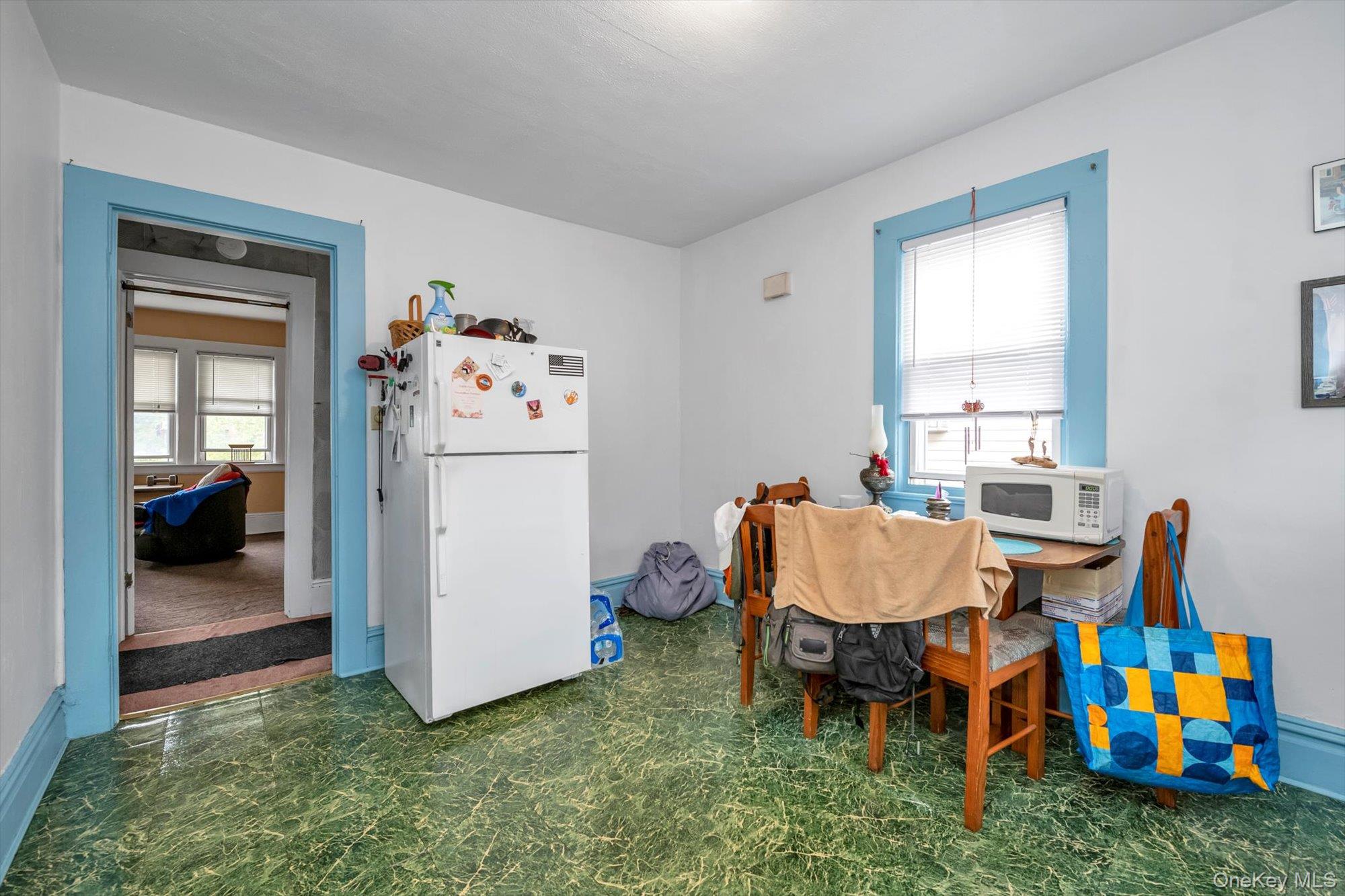 230 Broadway, Lynbrook, NY 11563