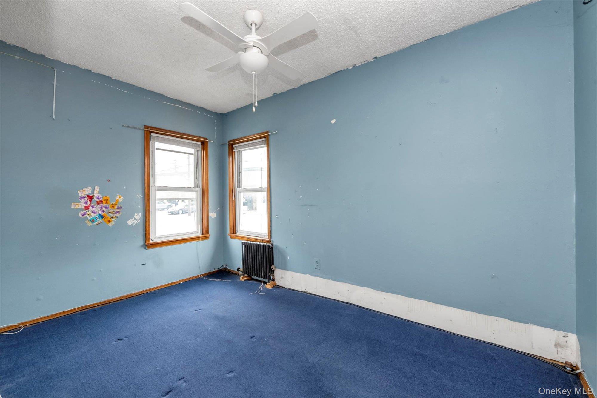 230 Broadway, Lynbrook, NY 11563