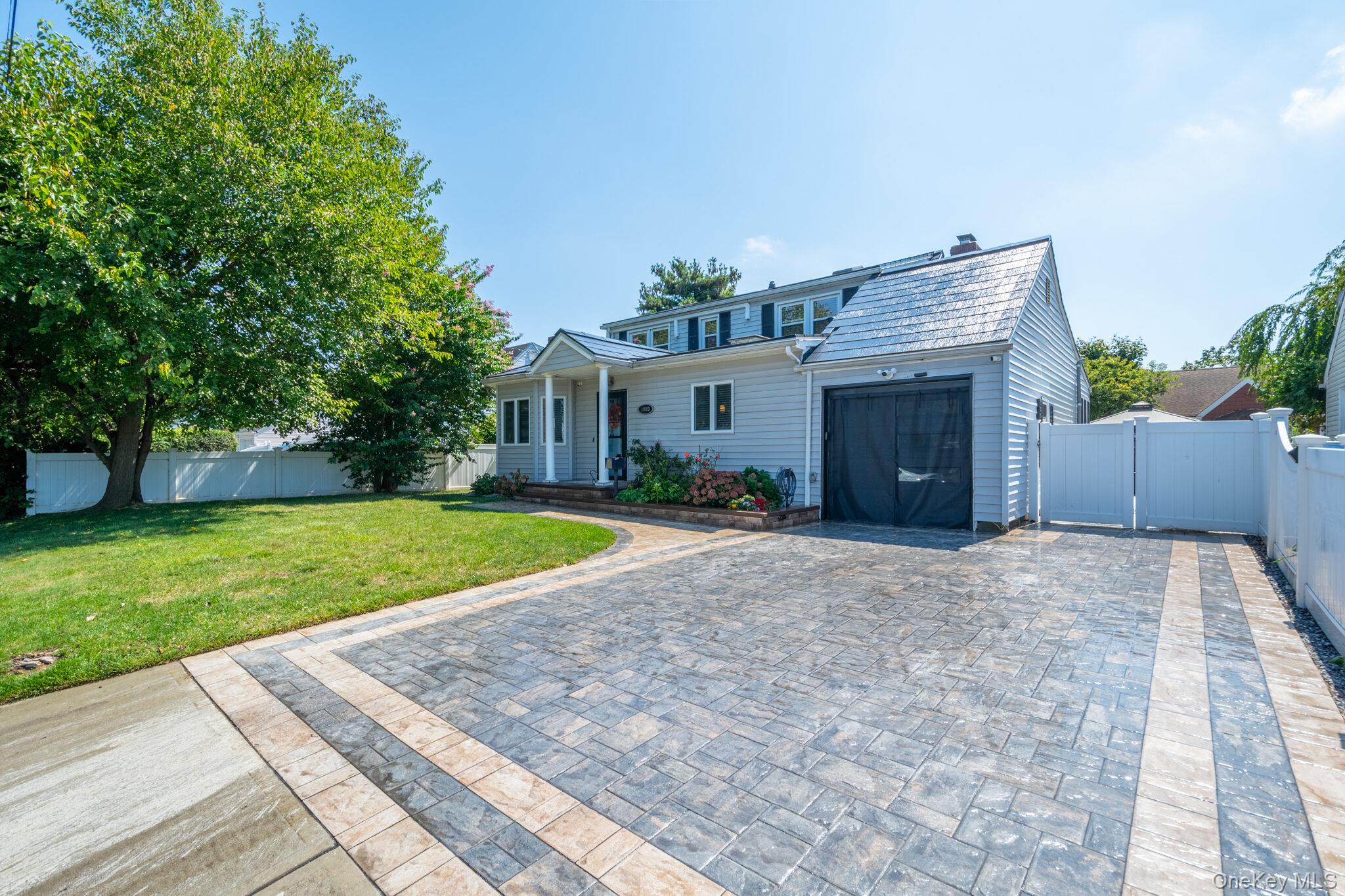 1020 Henhawk Road, Baldwin, NY 11510