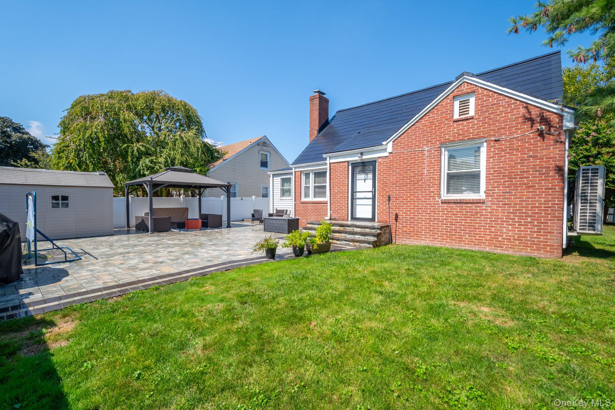 1020 Henhawk Road, Baldwin, NY 11510