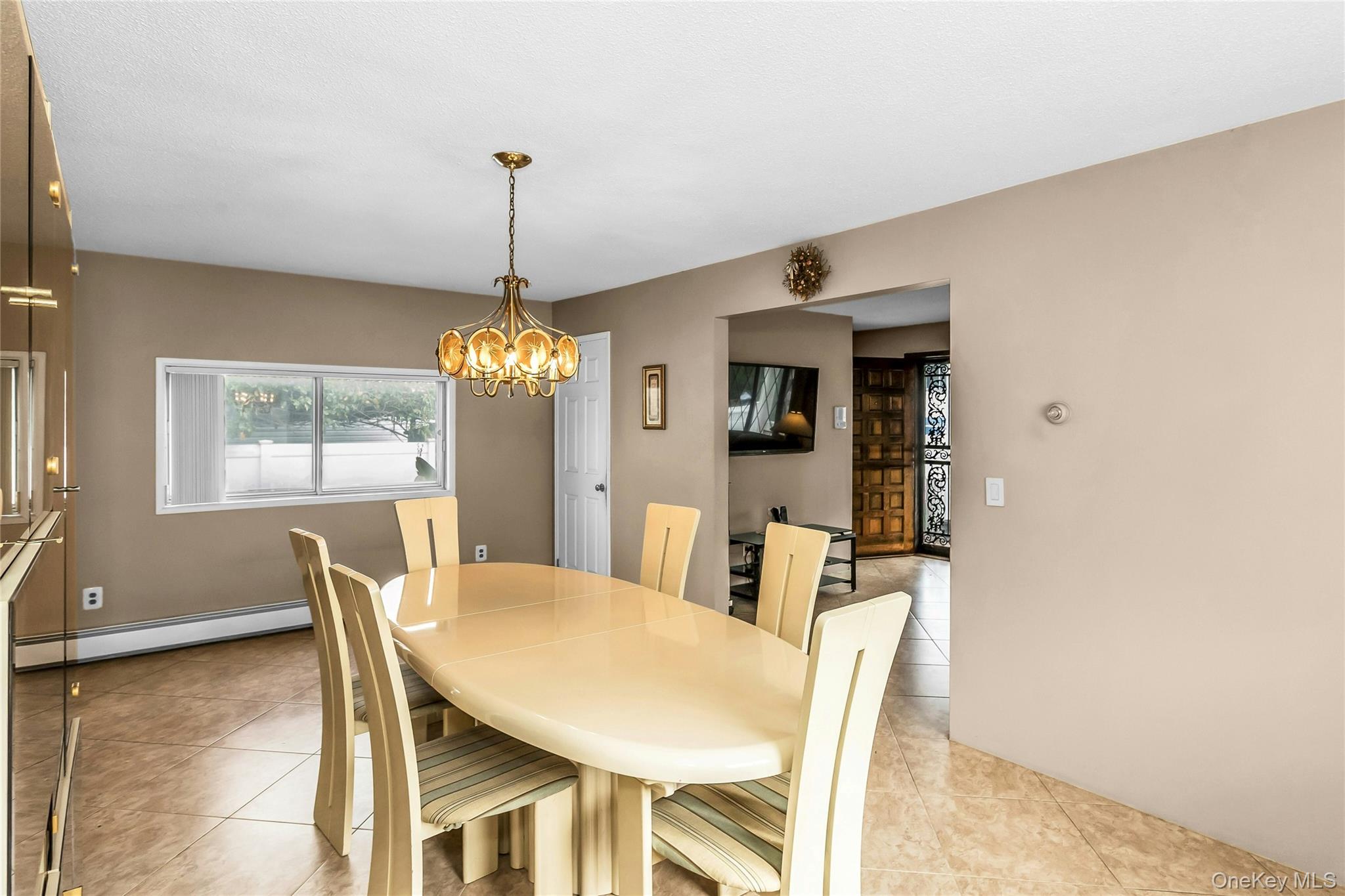 2479 Tonquin Street, East Meadow, NY 11554