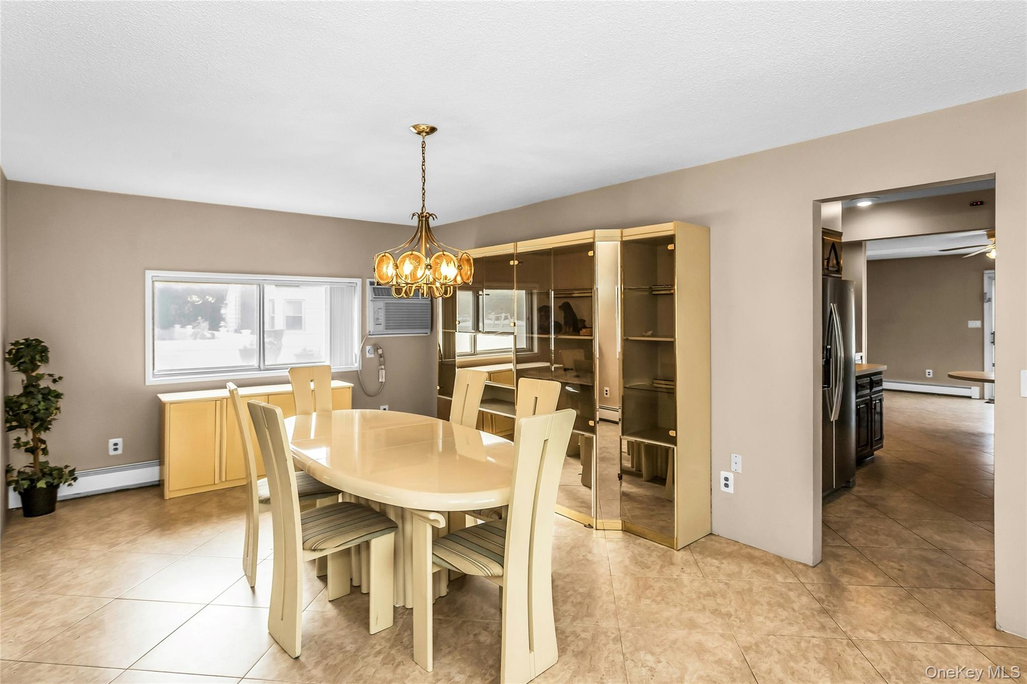 2479 Tonquin Street, East Meadow, NY 11554