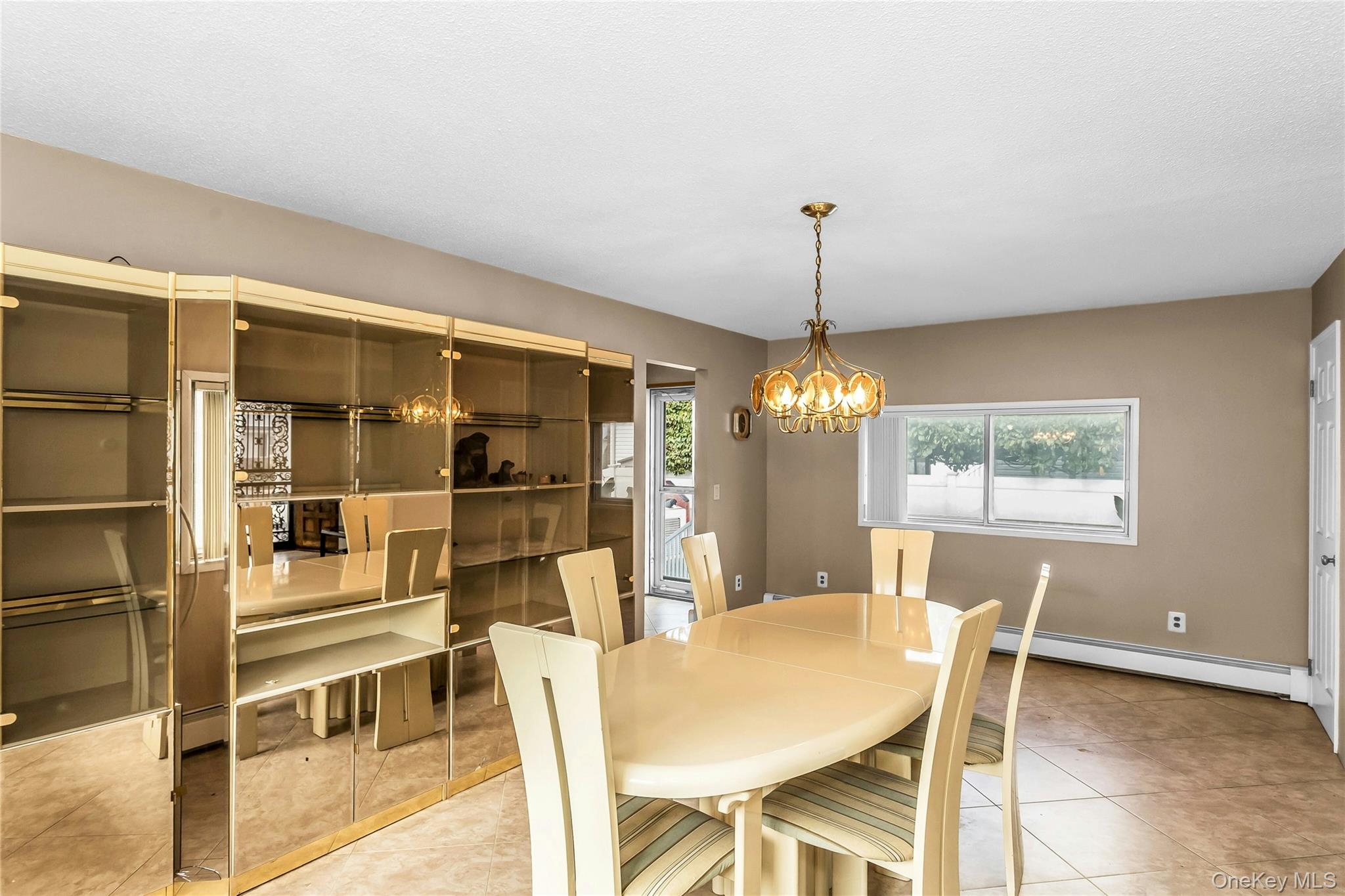 2479 Tonquin Street, East Meadow, NY 11554