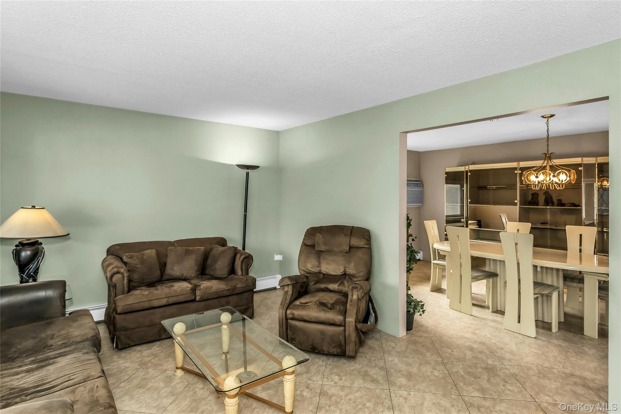 2479 Tonquin Street, East Meadow, NY 11554