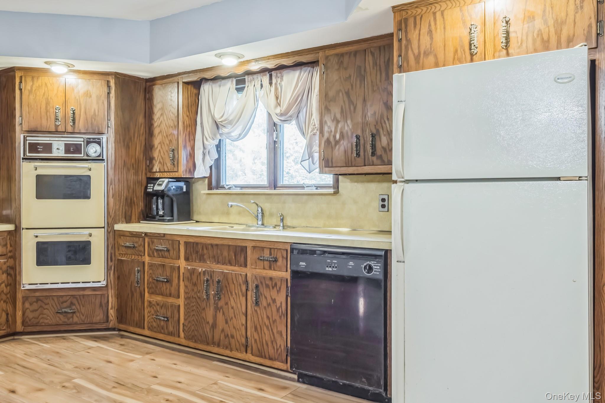 24 New Road, Milton, NY 12547