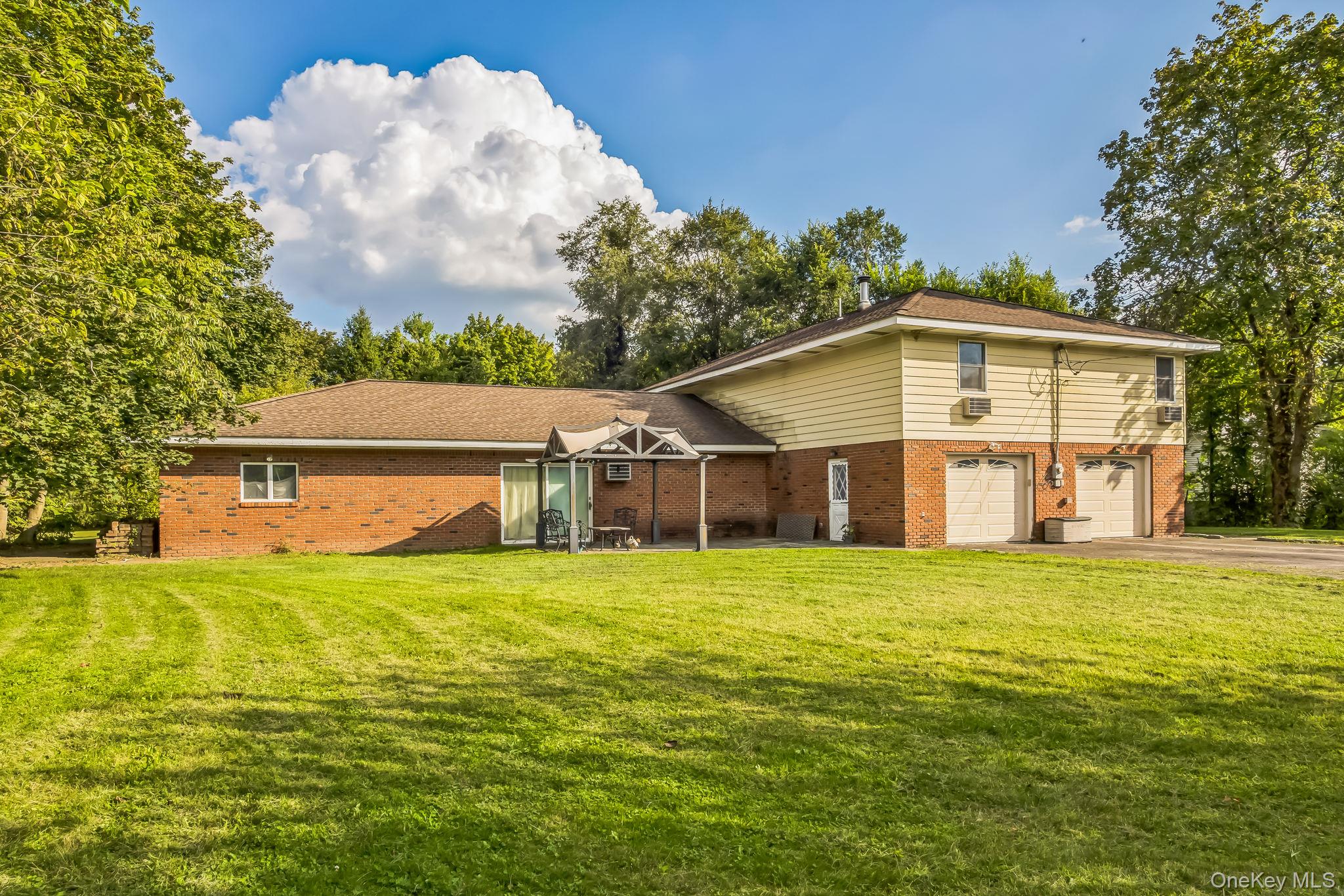 24 New Road, Milton, NY 12547