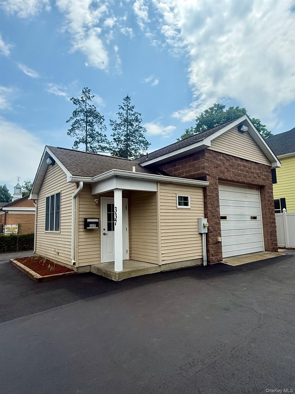 337 Broadway, Kingston, NY 12401