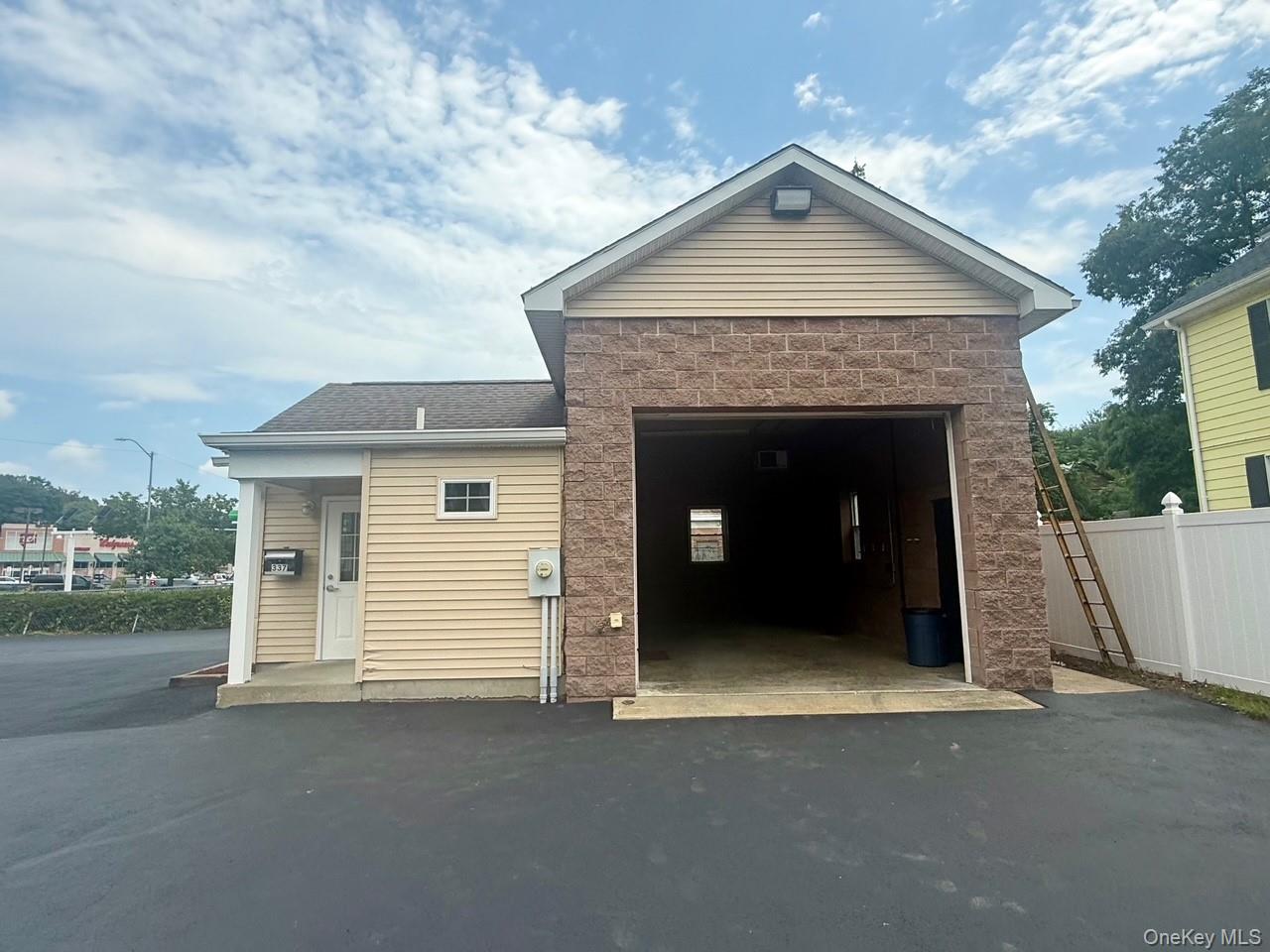 337 Broadway, Kingston, NY 12401