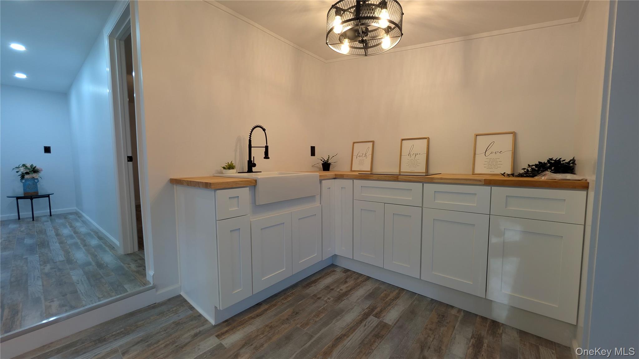 191 SYLVAN LAKE Road # 30, Hopewell Junction, NY 12533