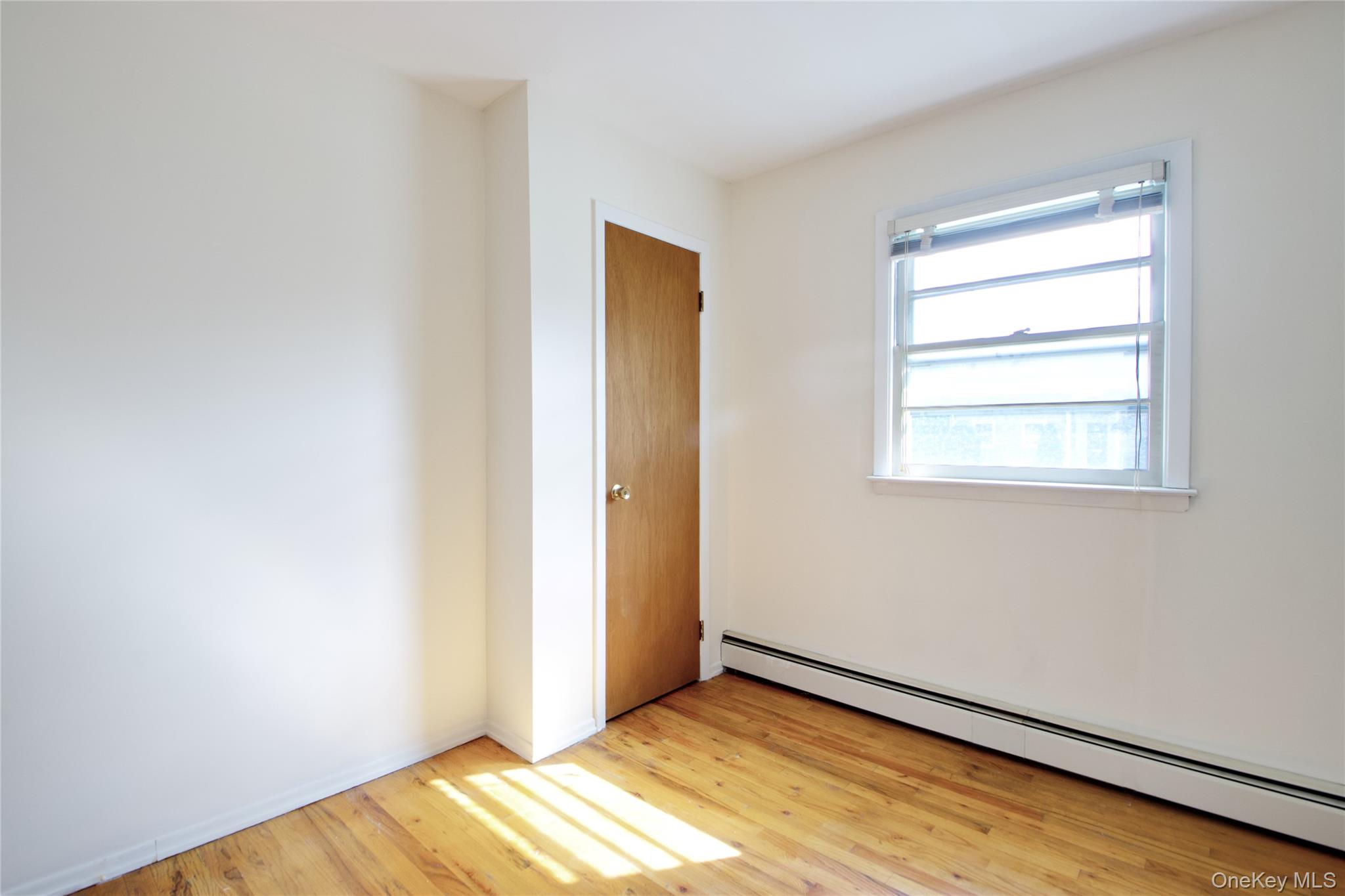 217 Wellington Road S, Garden City South, NY 11530