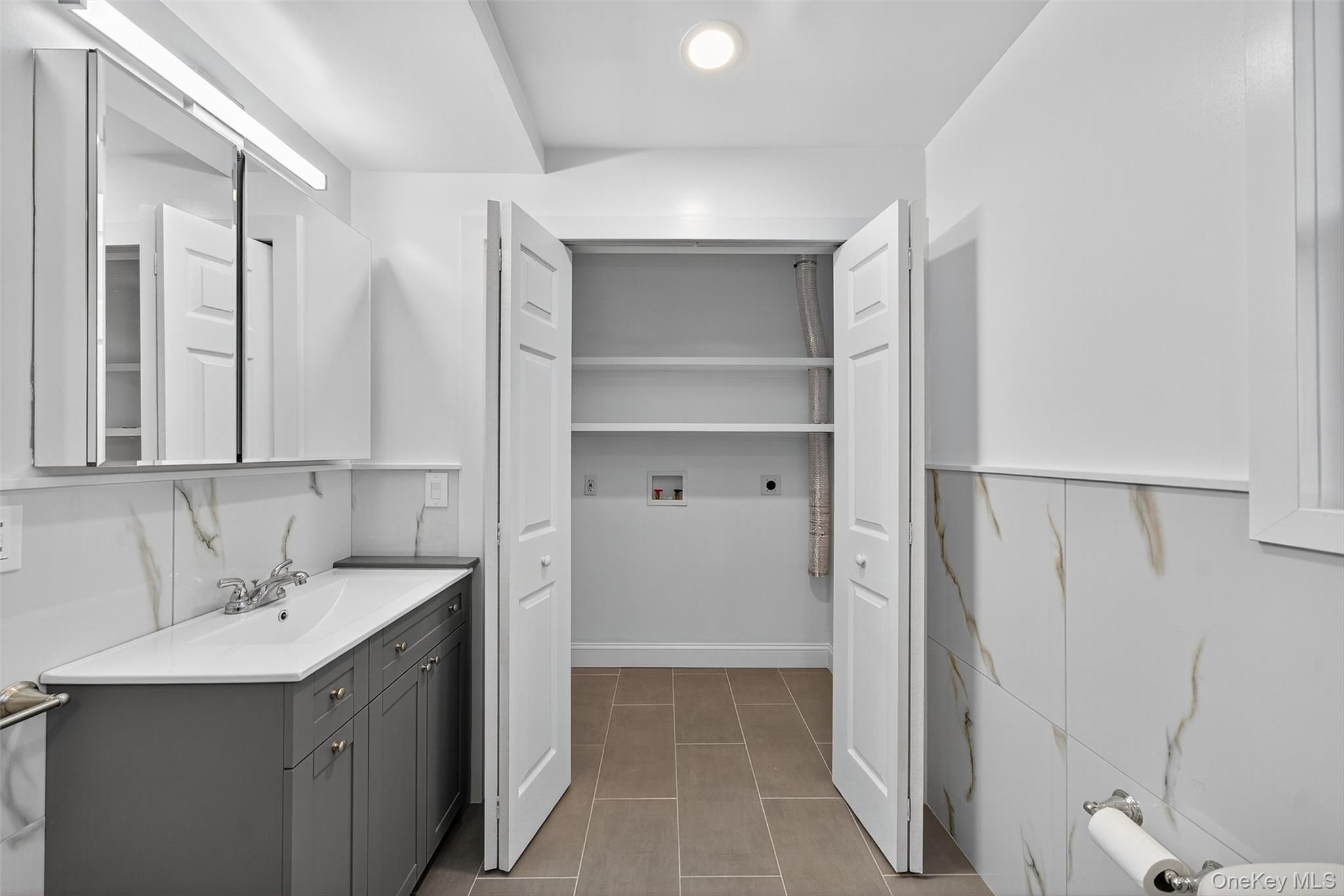 50 Dubois Street # Apt 1, Livingston Manor, NY 12758