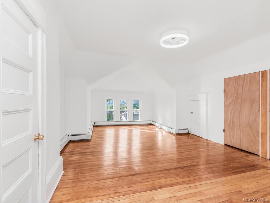 552 N Broadway, Yonkers, NY 10701