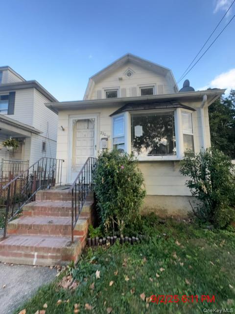 22018 91st Road, Queens Village, NY 11428