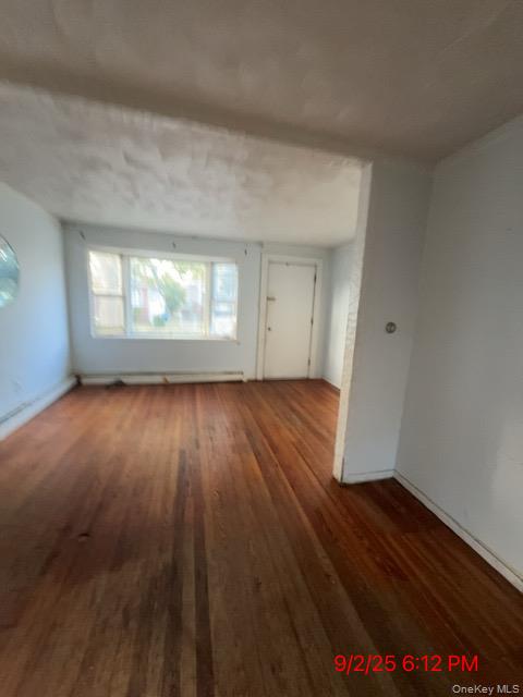 22018 91st Road, Queens Village, NY 11428