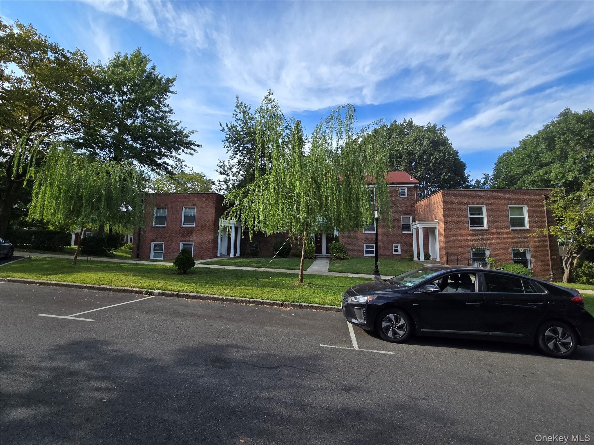 147-57 Charter Road # 26D, Briarwood, NY 11435