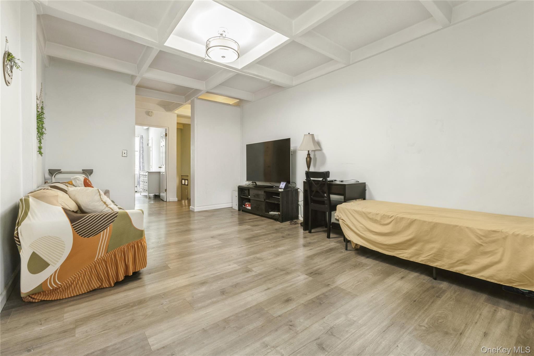 147-57 Charter Road # 26D, Briarwood, NY 11435