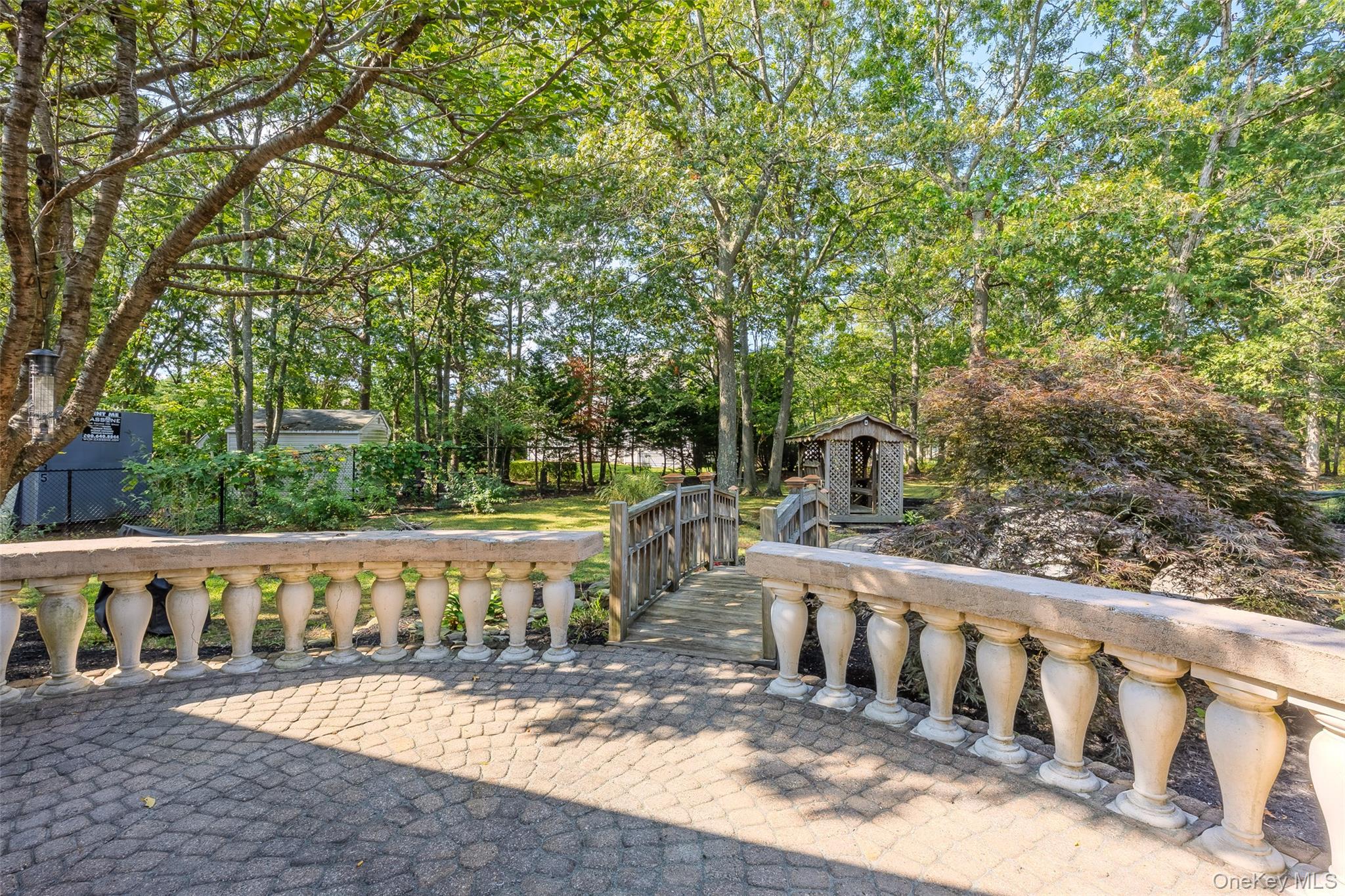 162 Miller Place Road, Miller Place, NY 11764