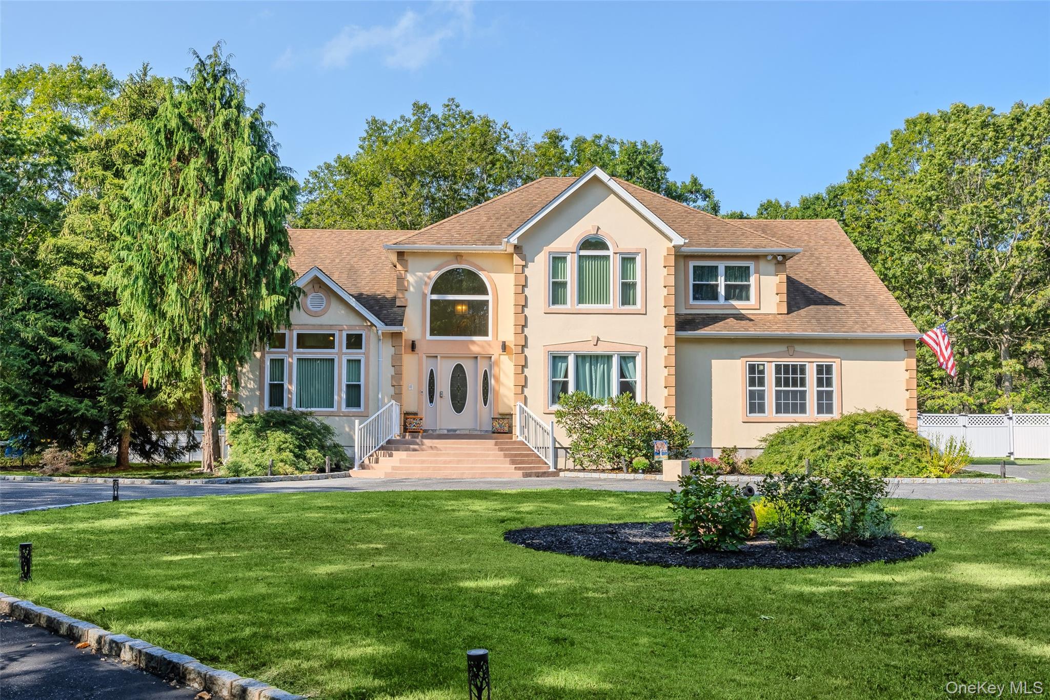 162 Miller Place Road, Miller Place, NY 11764