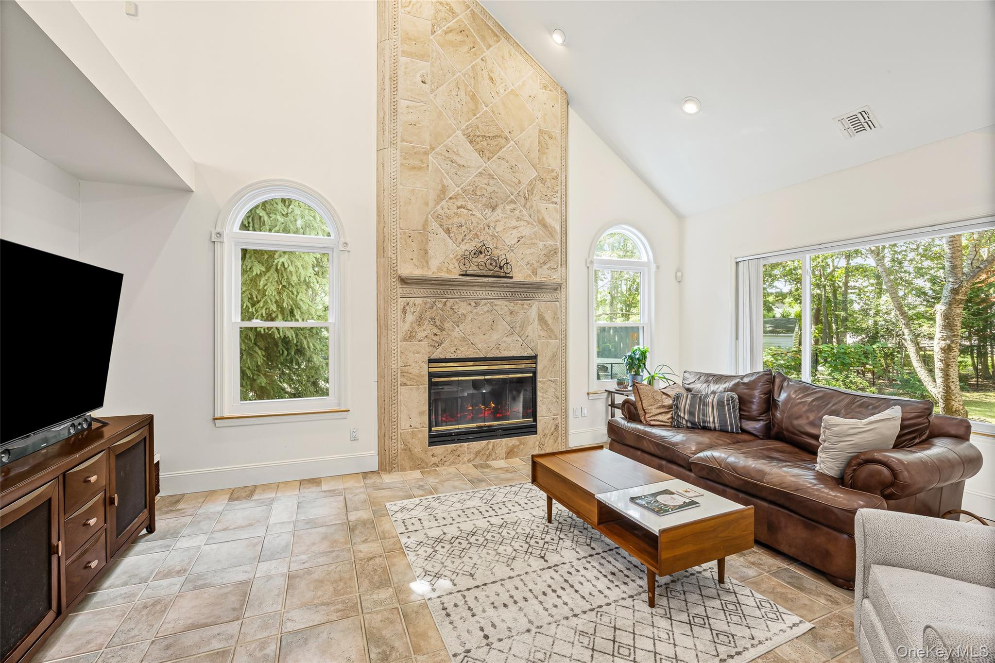 162 Miller Place Road, Miller Place, NY 11764