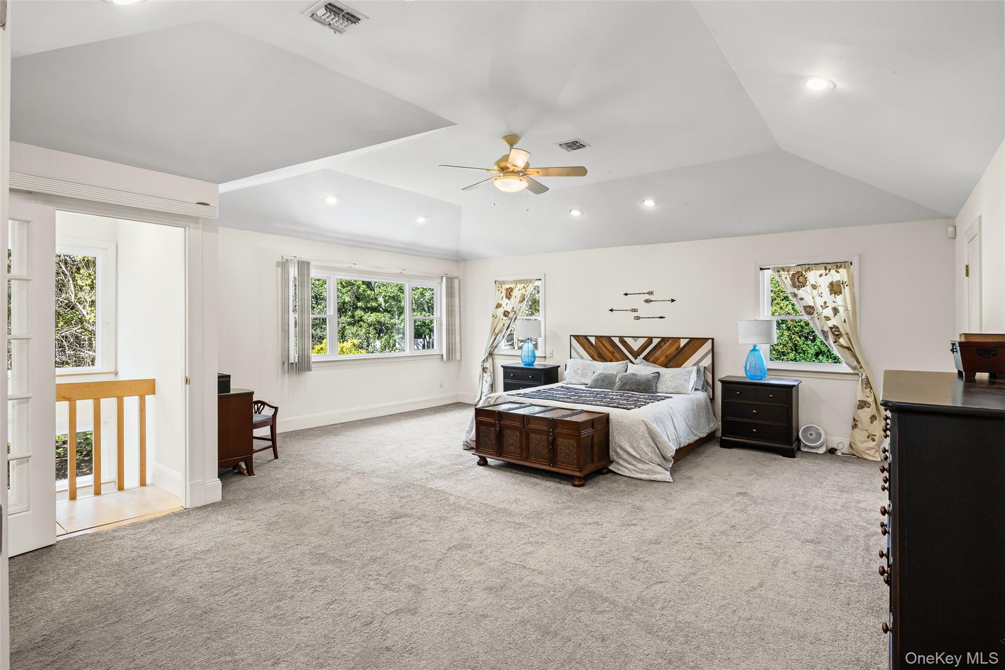 162 Miller Place Road, Miller Place, NY 11764