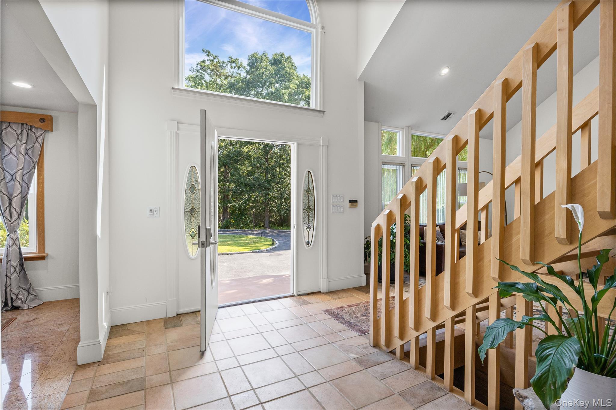 162 Miller Place Road, Miller Place, NY 11764