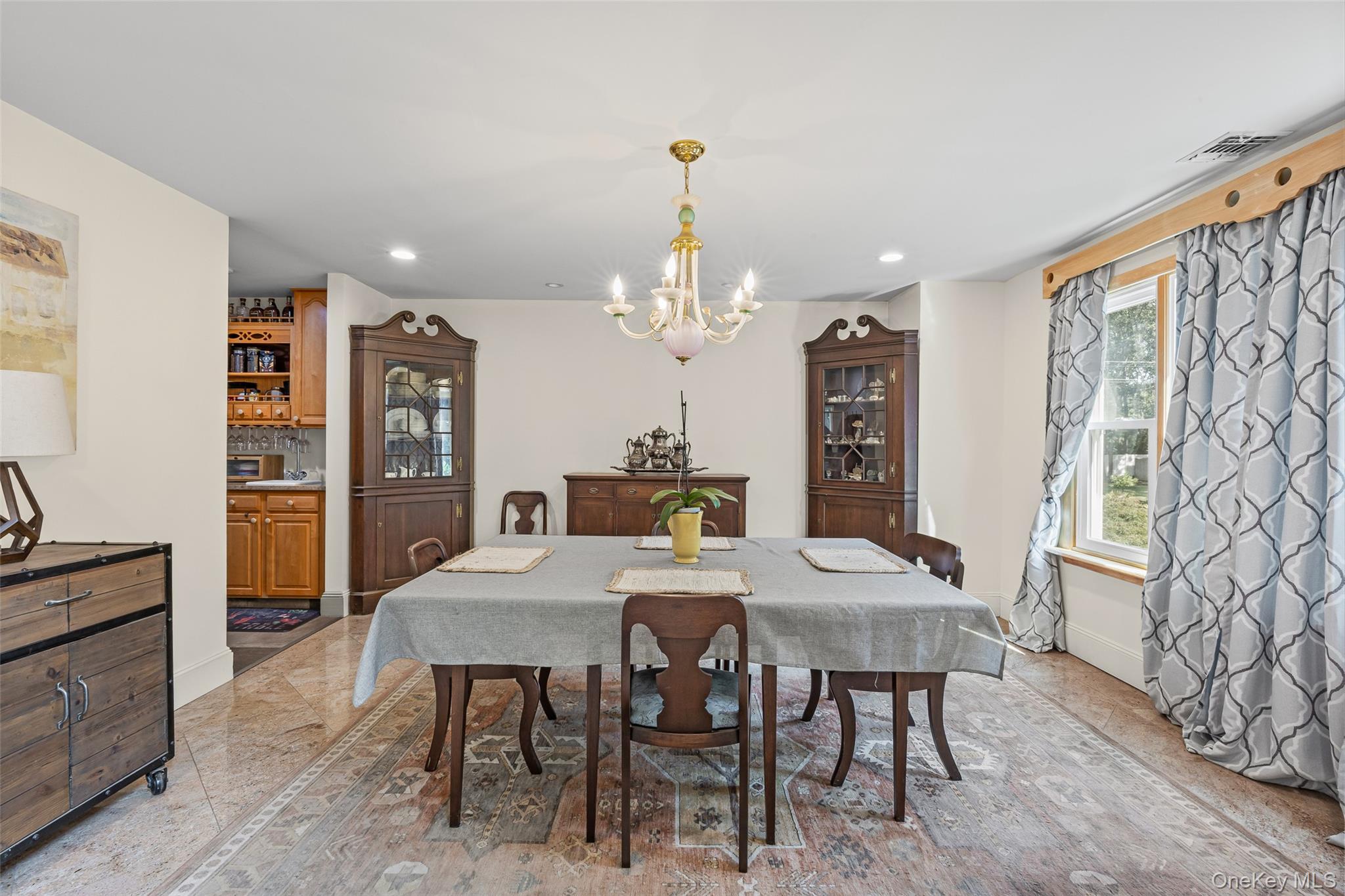 162 Miller Place Road, Miller Place, NY 11764