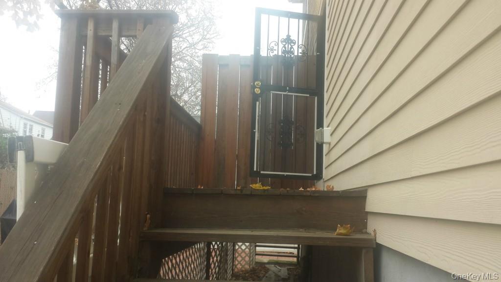 622 S 6th Avenue # A, Mount Vernon, NY 10550