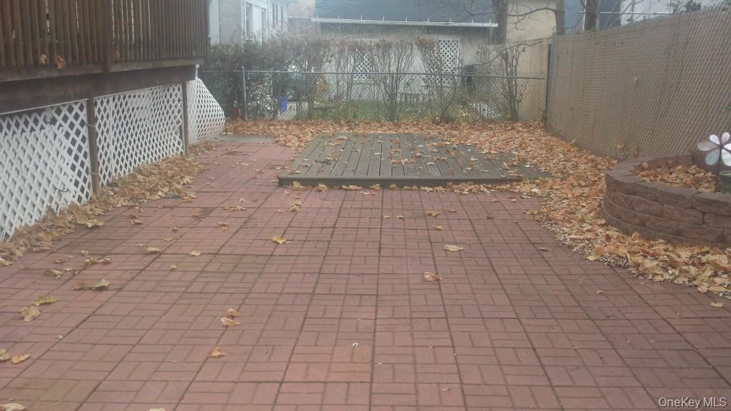 622 S 6th Avenue # A, Mount Vernon, NY 10550