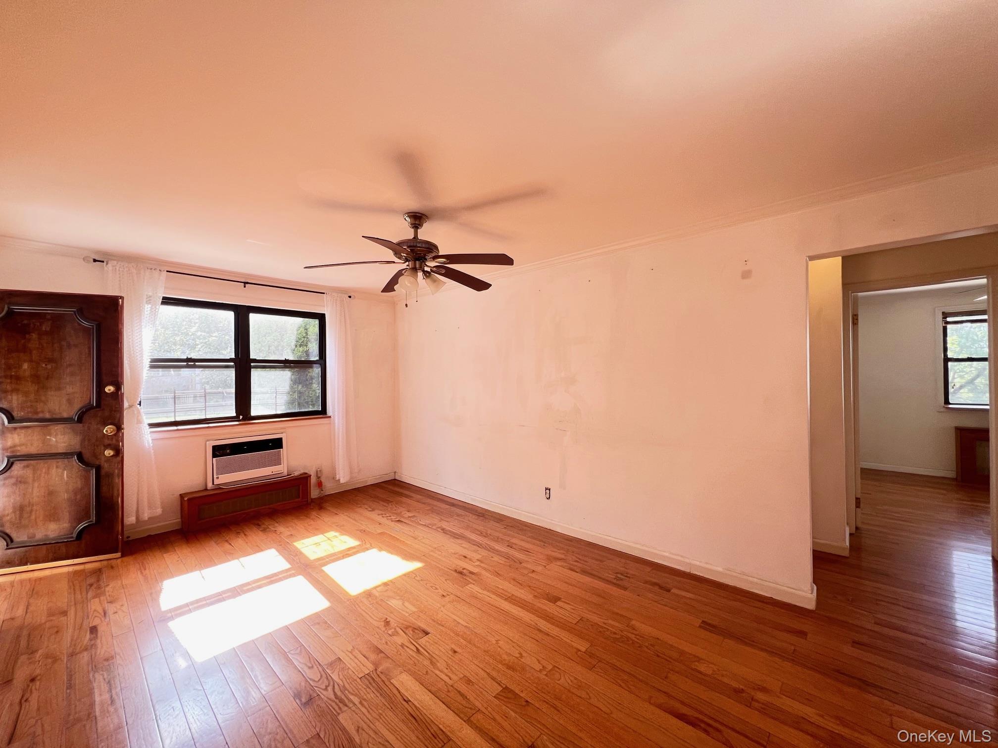 6824 136th Street # A, Flushing, NY 11367