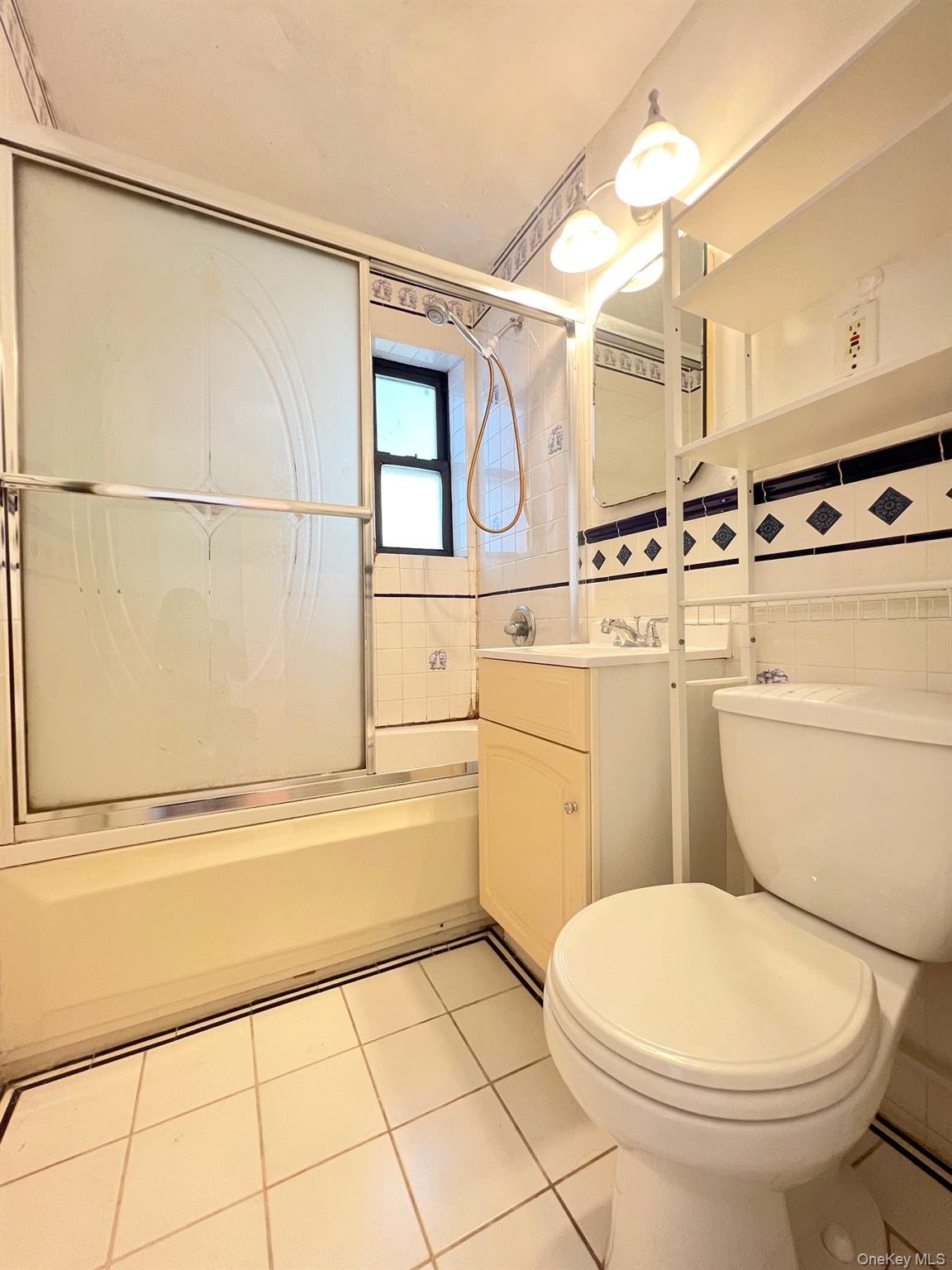 6824 136th Street # A, Flushing, NY 11367