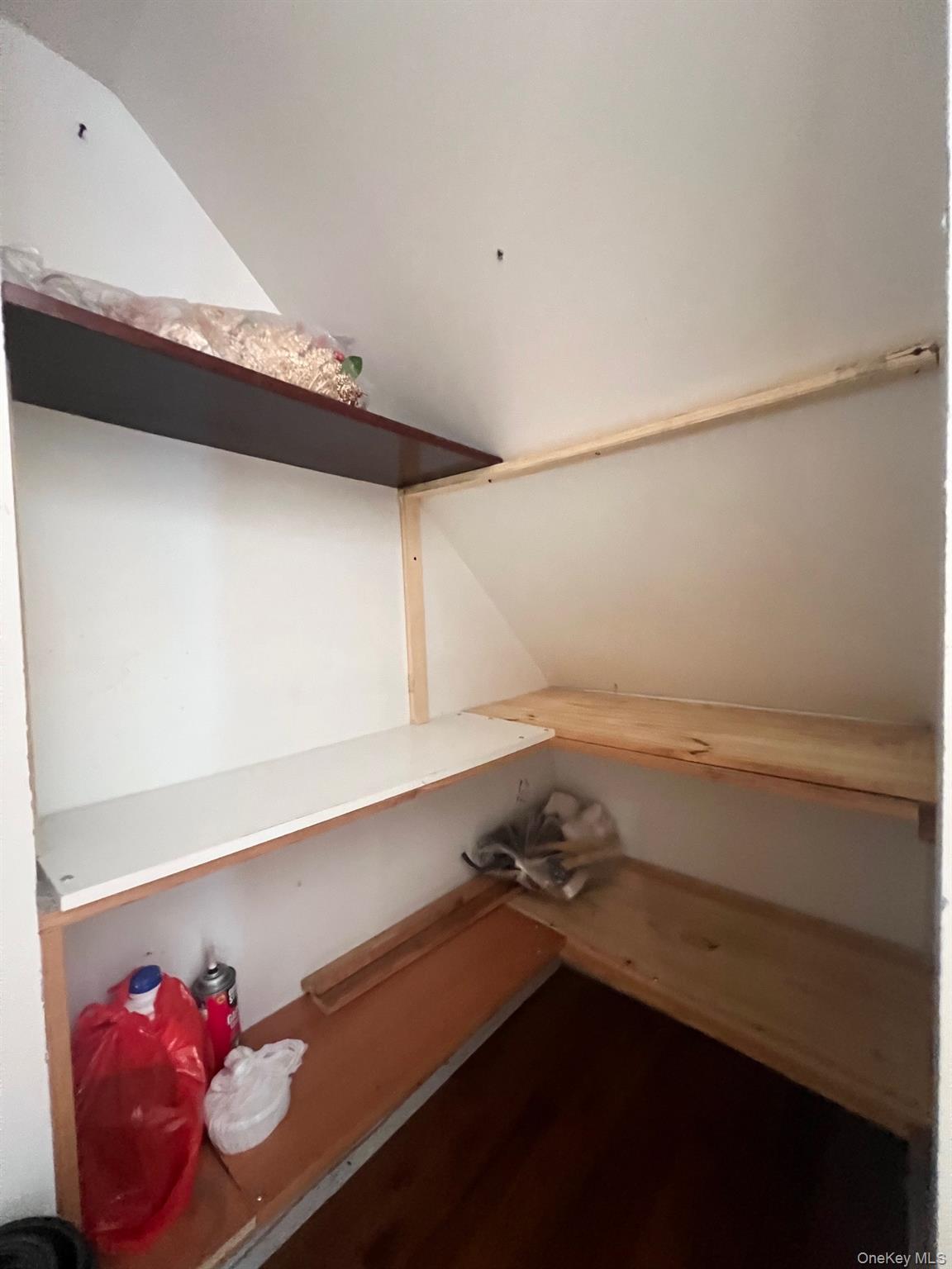 6824 136th Street # A, Flushing, NY 11367