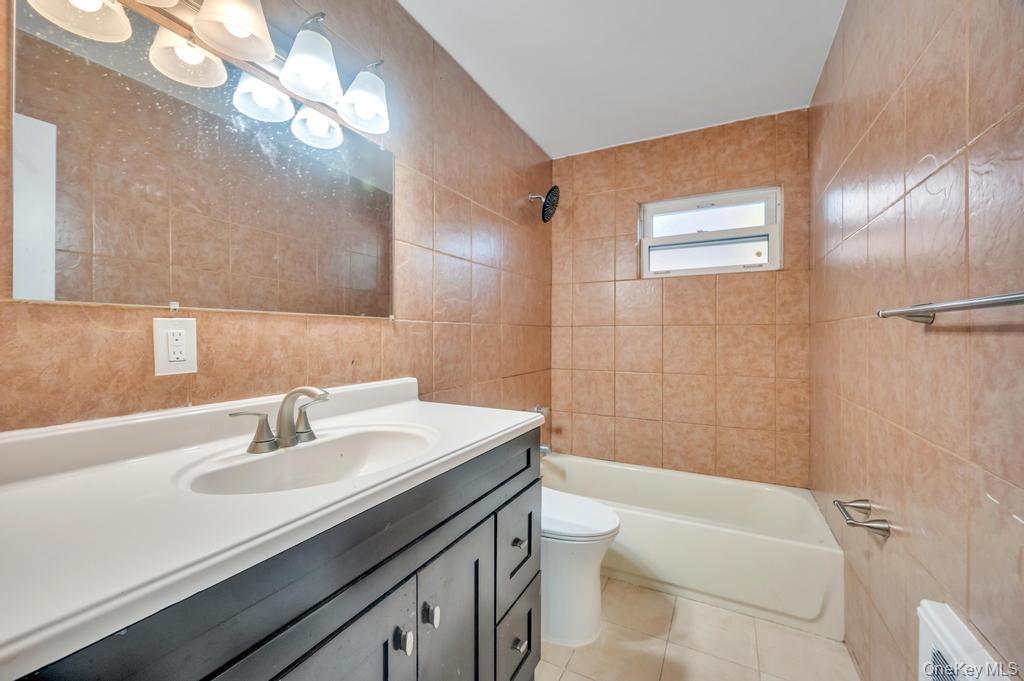 3771 Jerusalem Avenue, Seaford, NY 11783