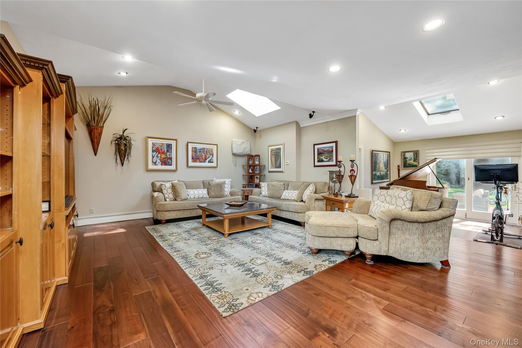 12 Woodland Drive, Old Bethpage, NY 11804