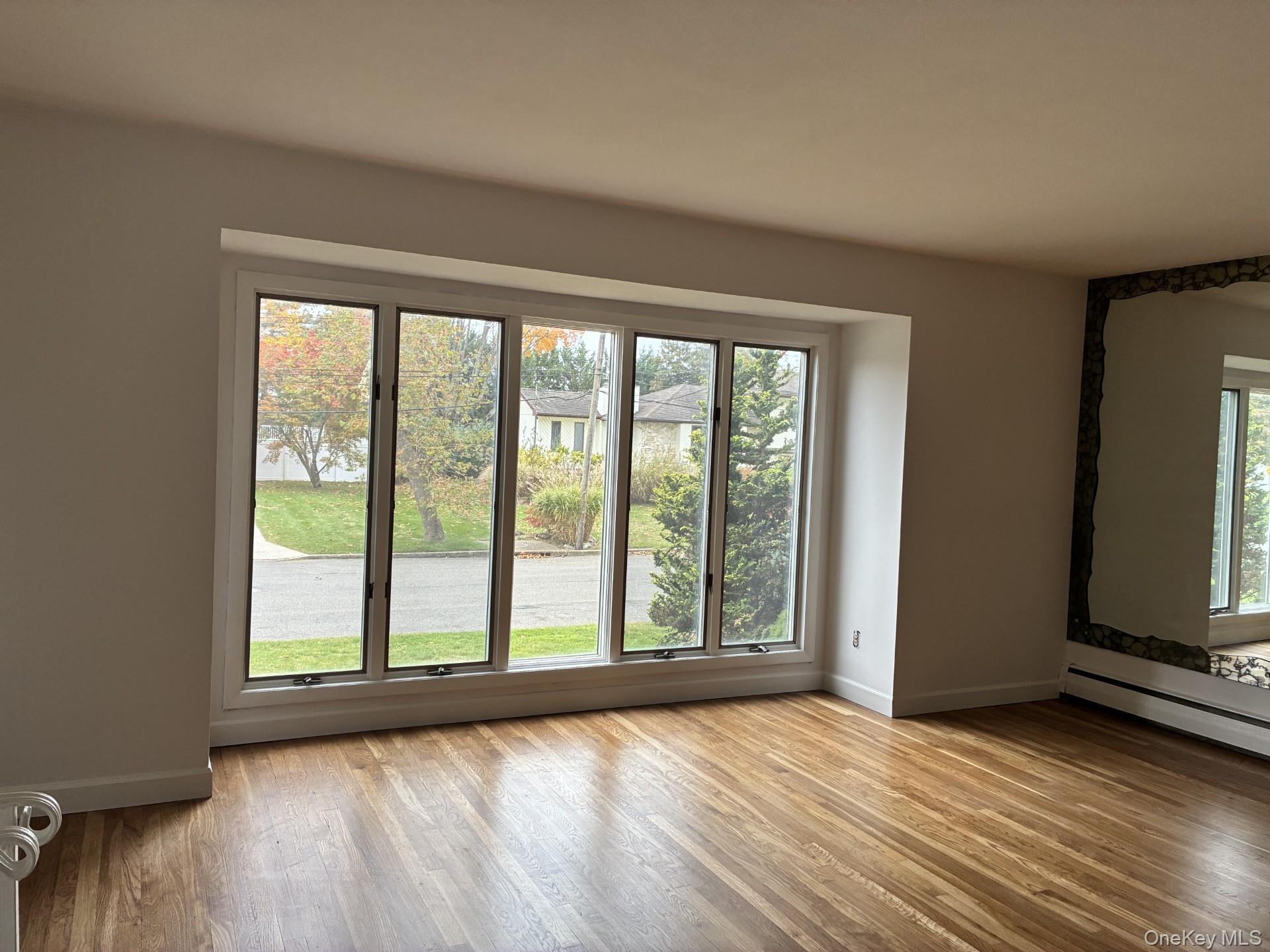 20 Shelbourne Lane, Commack, NY 11725